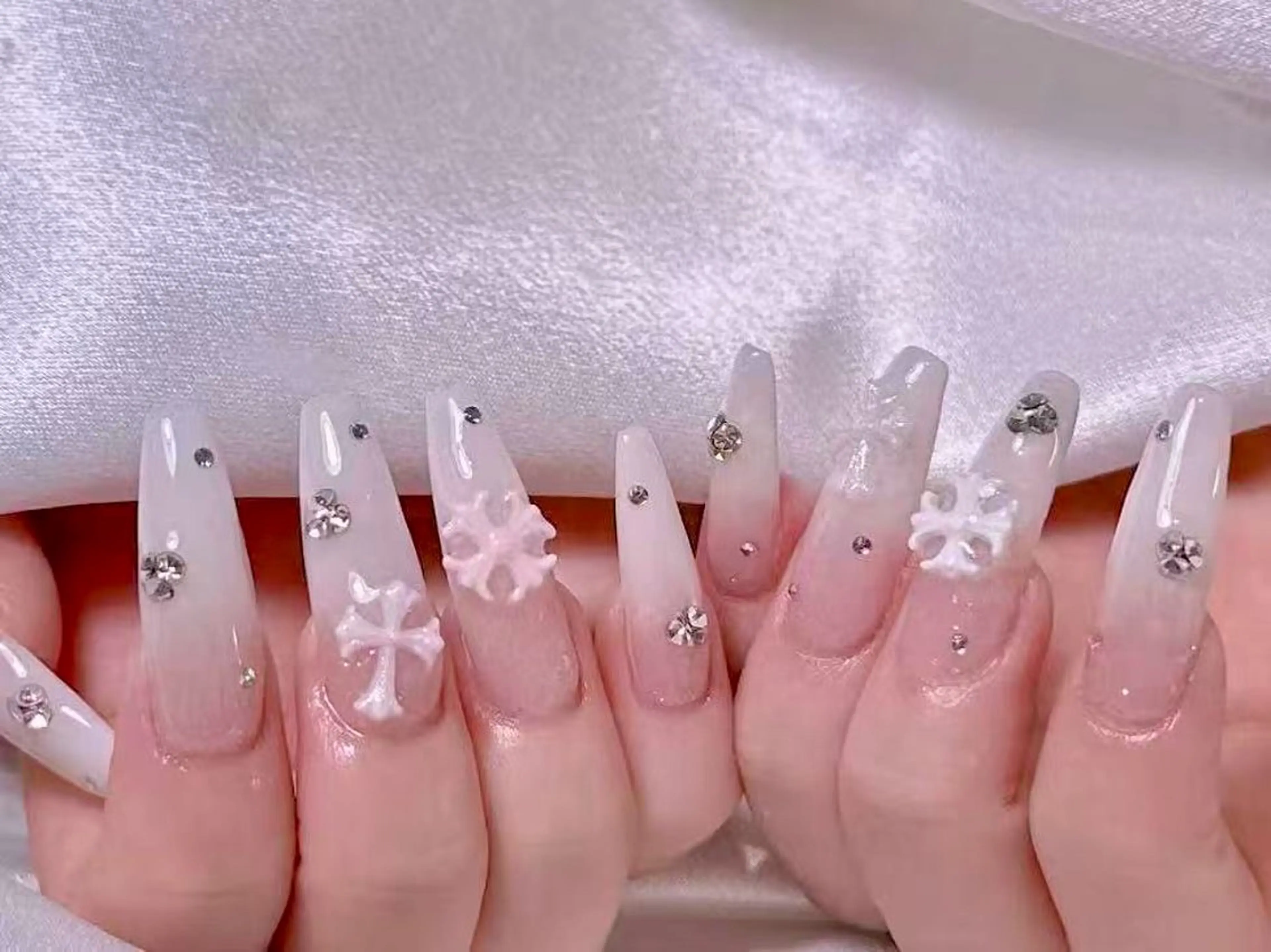 ネイル ハンドネイル リン リンのネイルデザイン