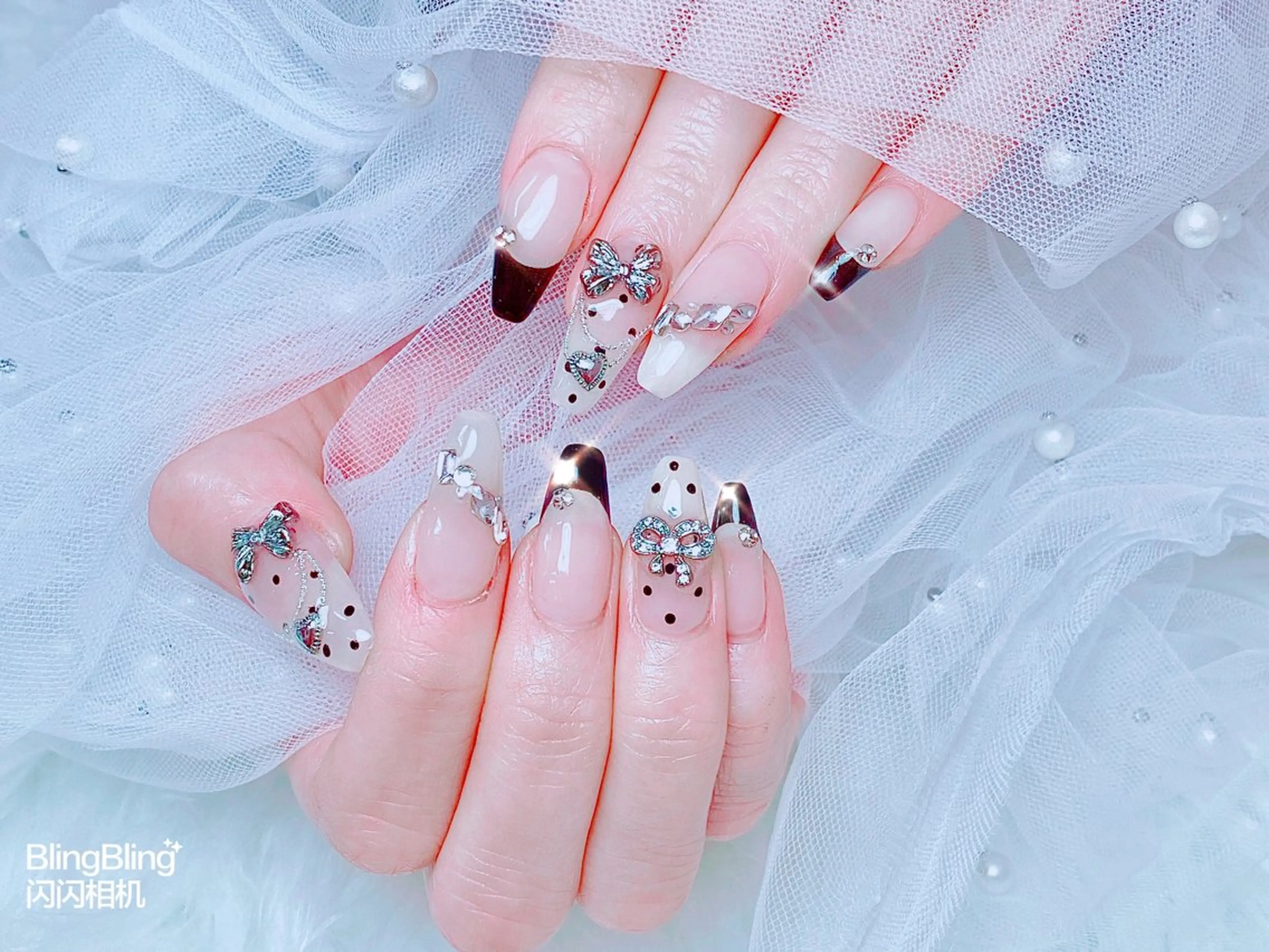 ネイル 持ち込み ハンドネイル ハンドケア Zz nail salonのネイルデザイン