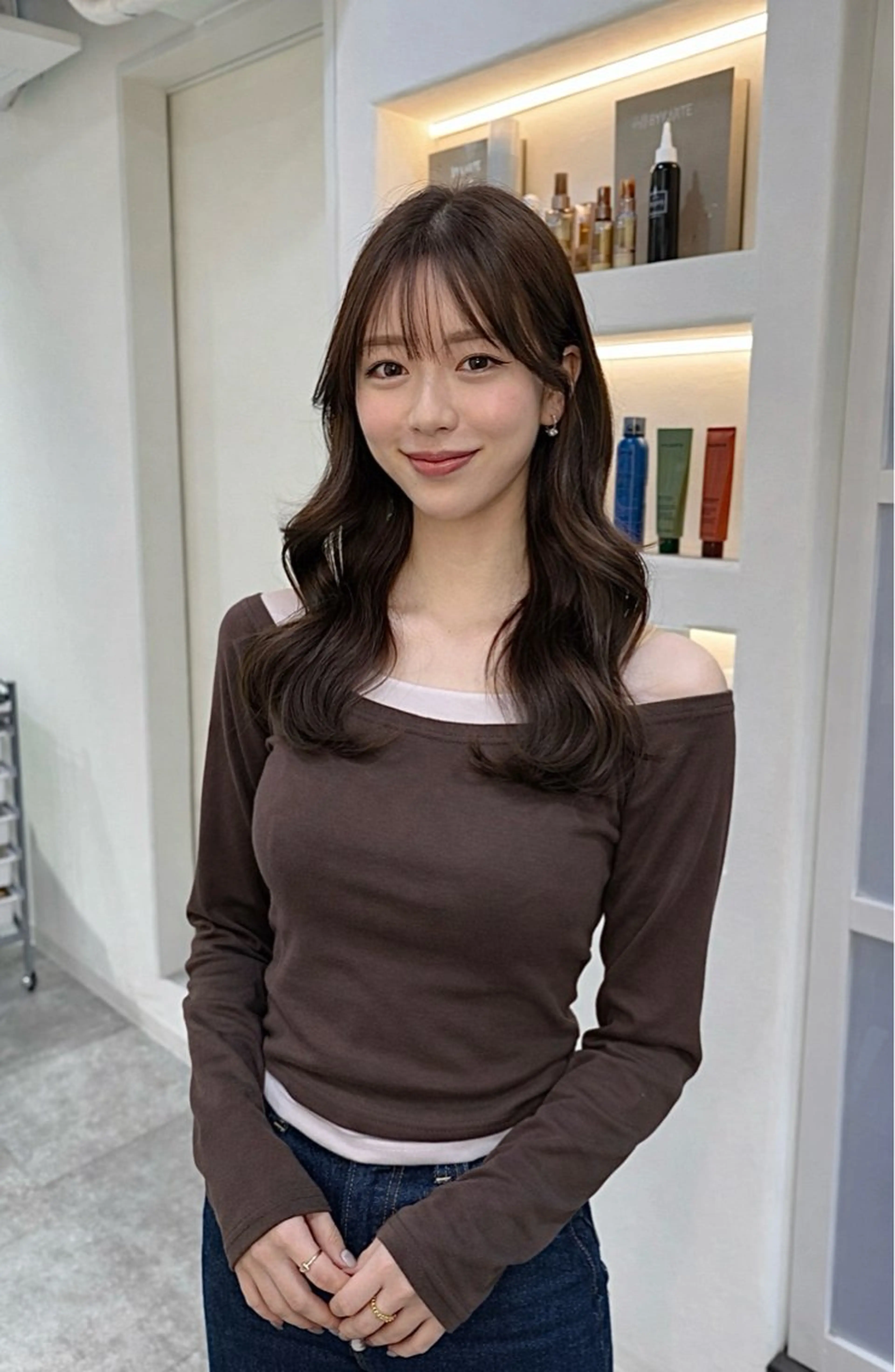 セミロング ヘアカラー BONDZSALON麻布十番パティオ通り店所属・マエザワ リュウのヘアスタイル