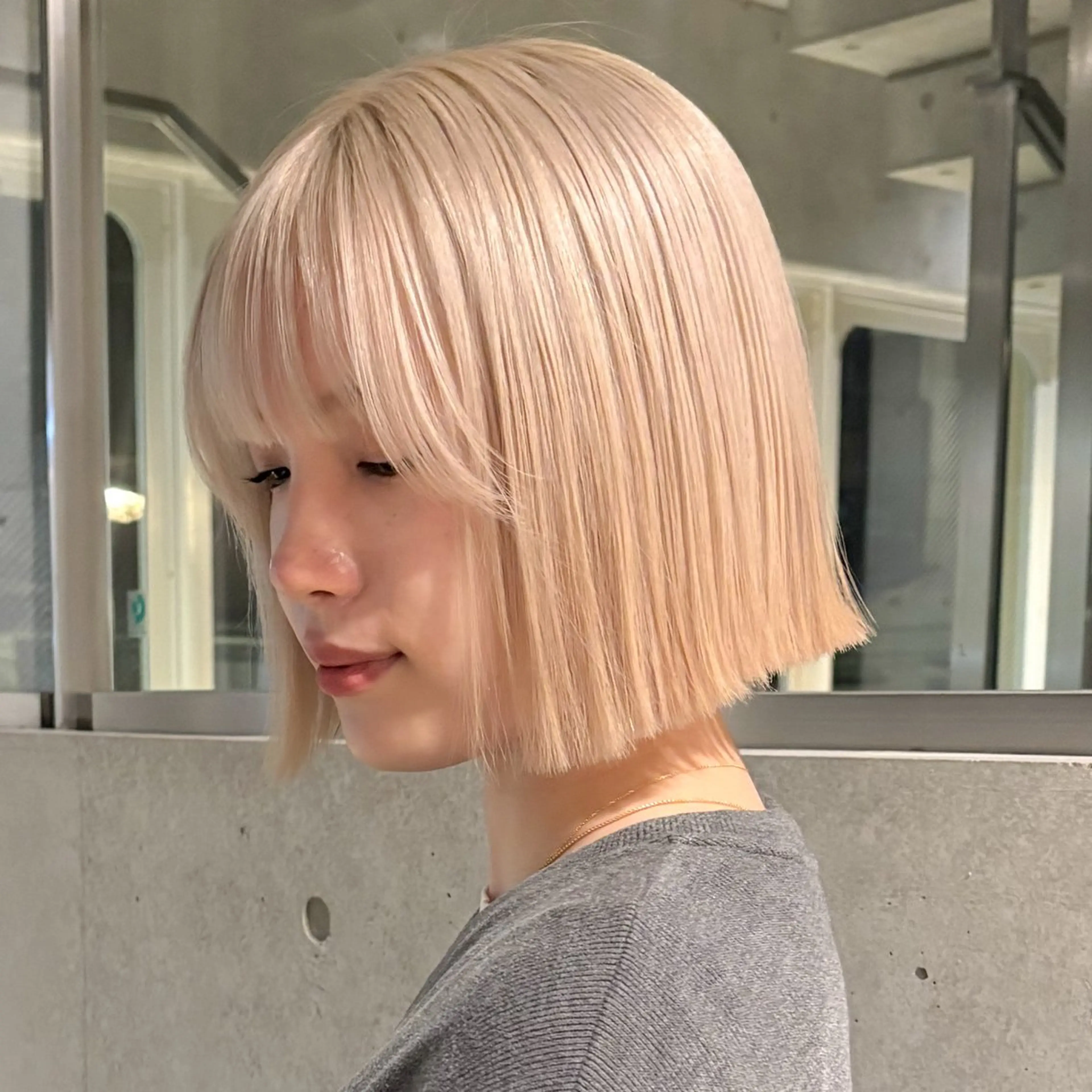 ショート ヘアカラー トリートメント 🚨ダメージ最小限ブ リーチ特化🚨ミユウのヘアスタイル