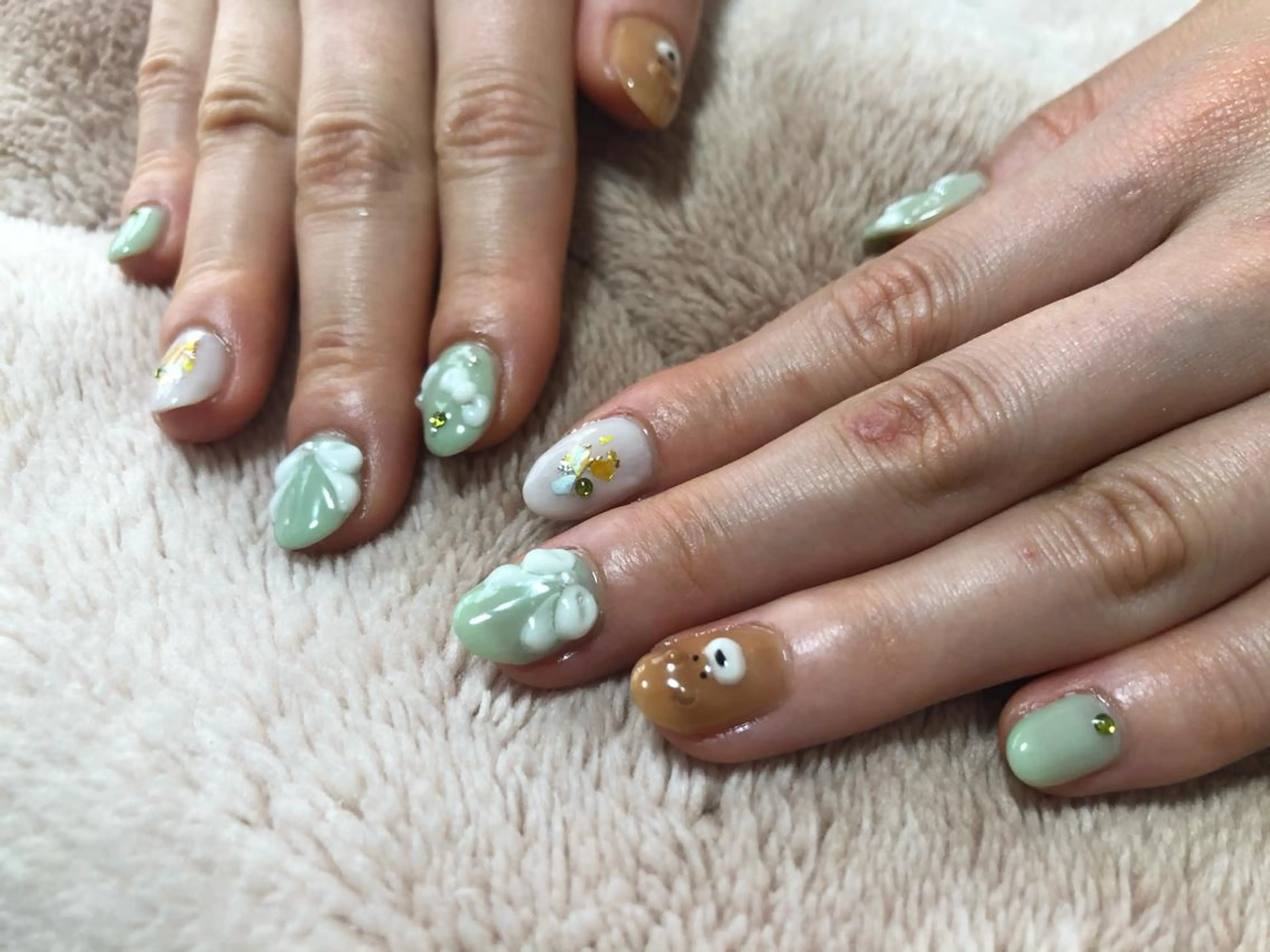 ネイル ハンドネイル t. yoshizawaのネイルデザイン