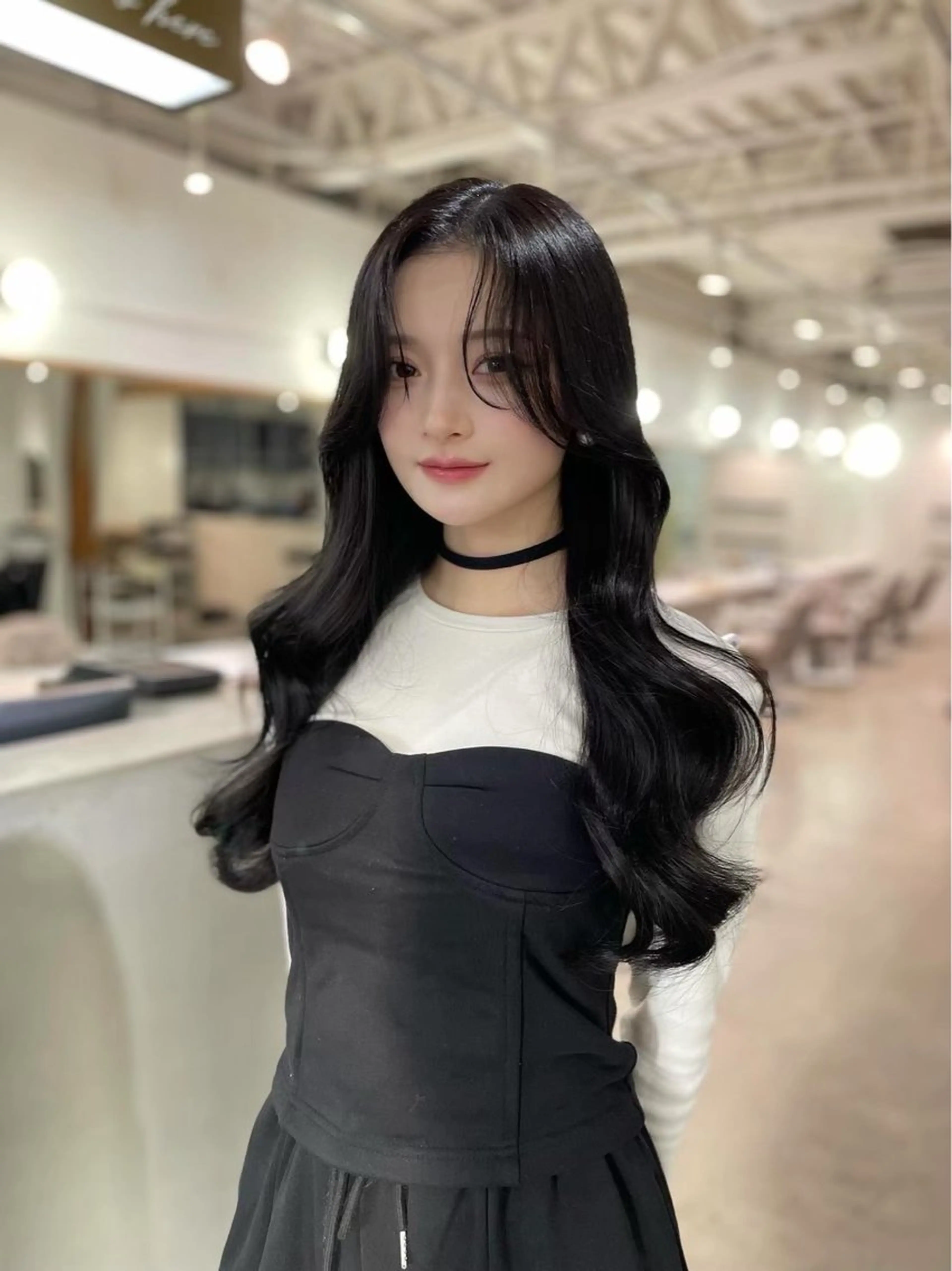 ロング カラー カット ヘアカラー トリートメント 京都韓国ヘア🇰🇷 /髪質改善/透カラーのヘアスタイル