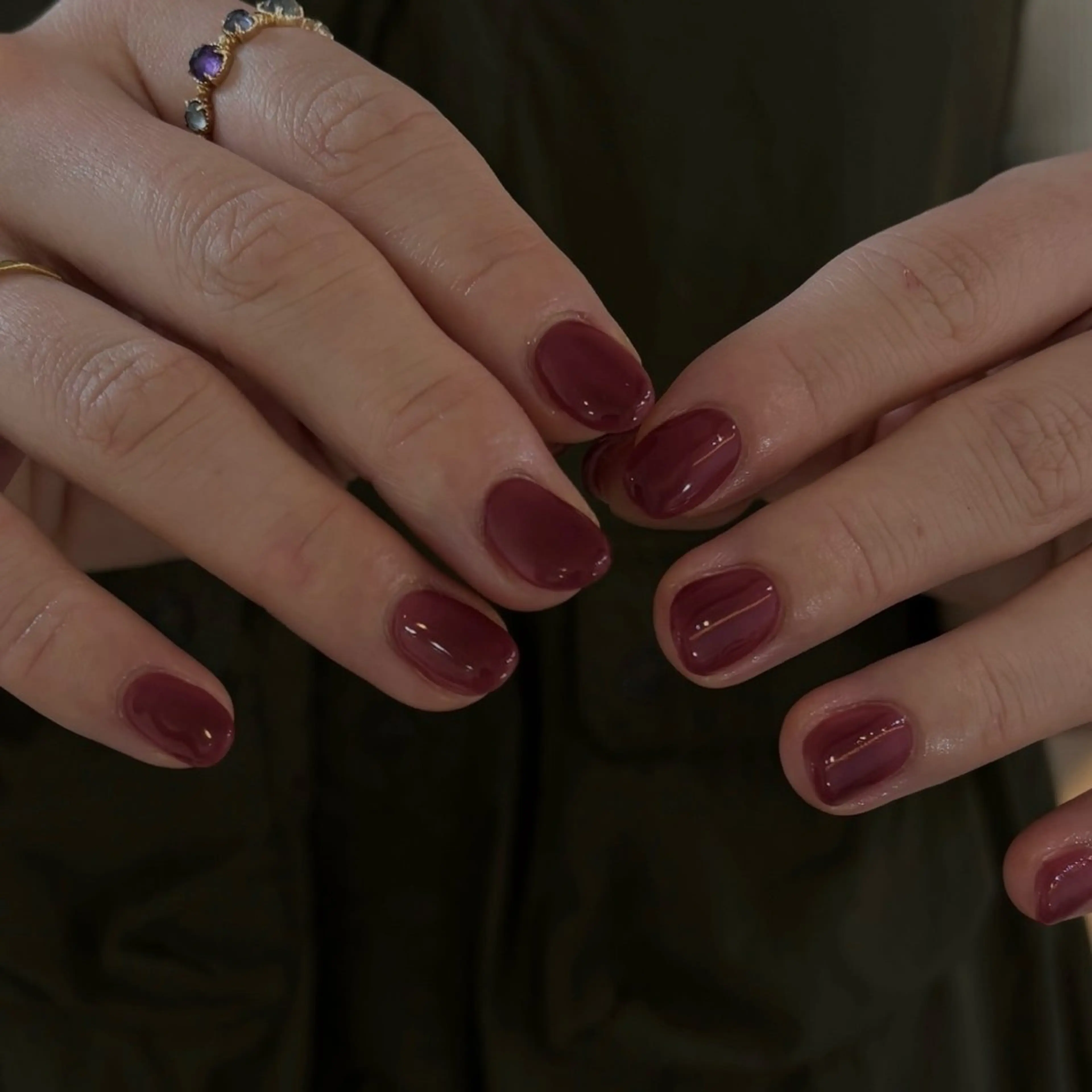 ネイル ワンカラーネイル moe ⠀のネイルデザイン