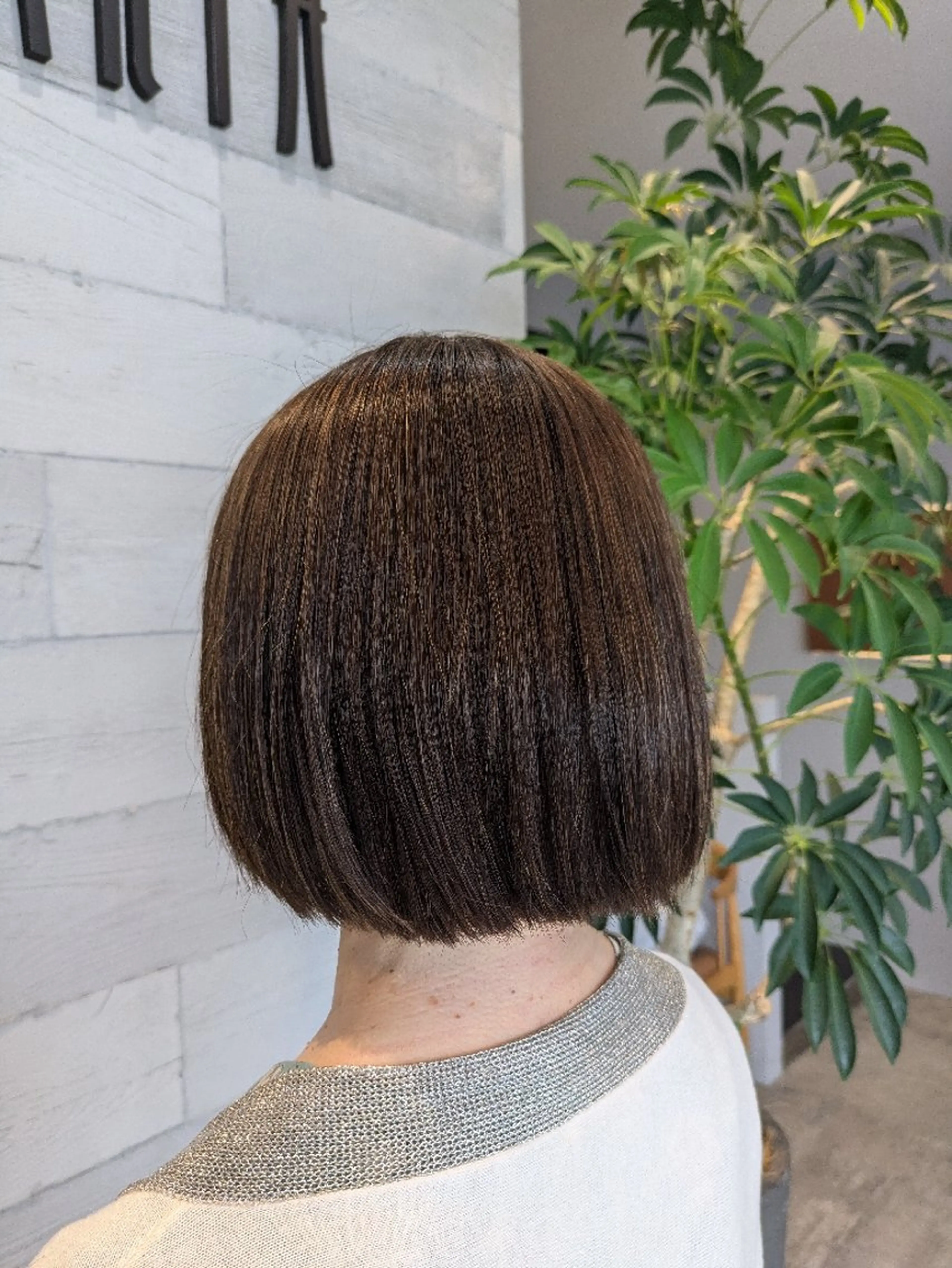 【初回〜3回目まで可能】カット＋艶カラー🤎の写真