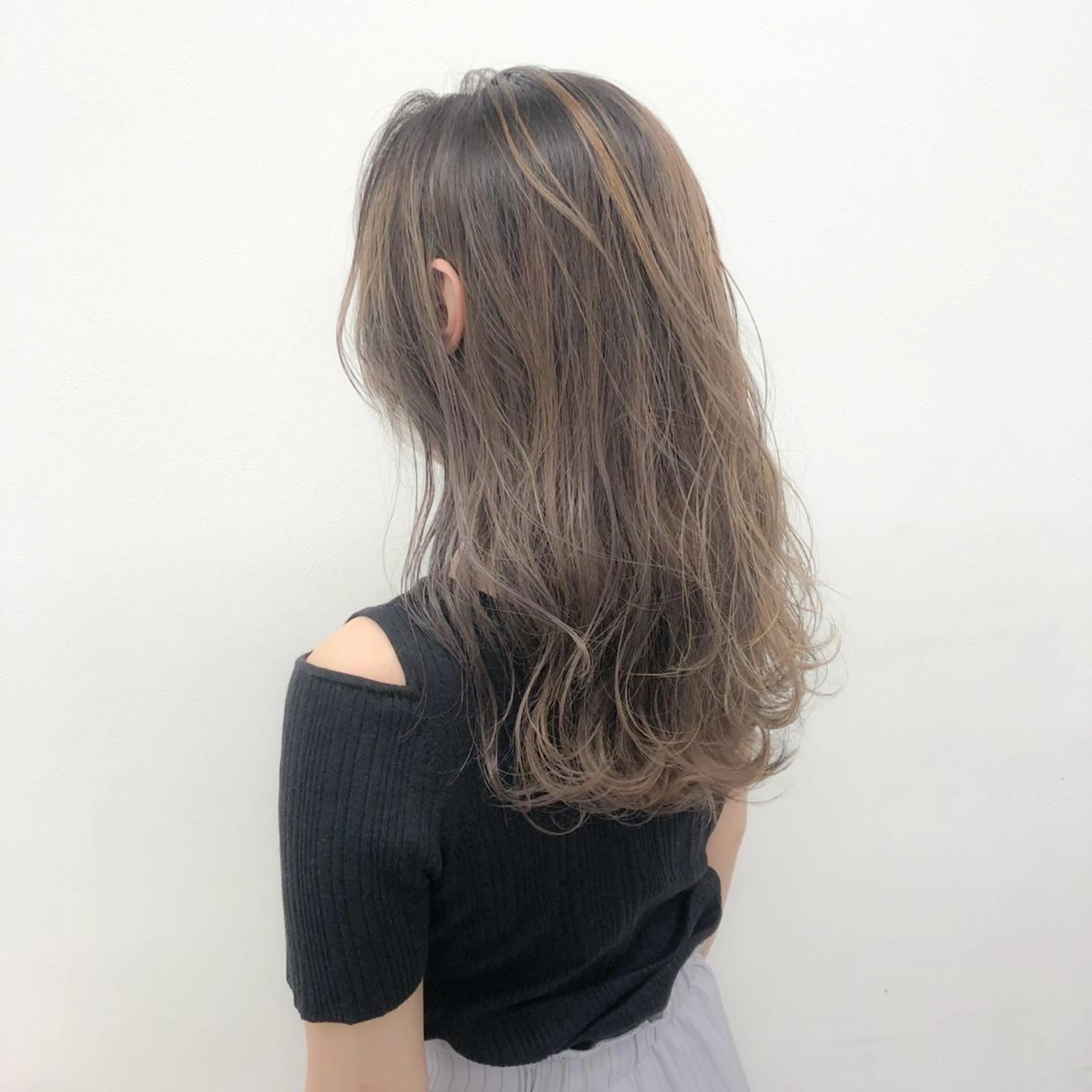 セミロング カラー I'S.横浜所属・赤み消しカラー 🍀JUNKIのヘアスタイル