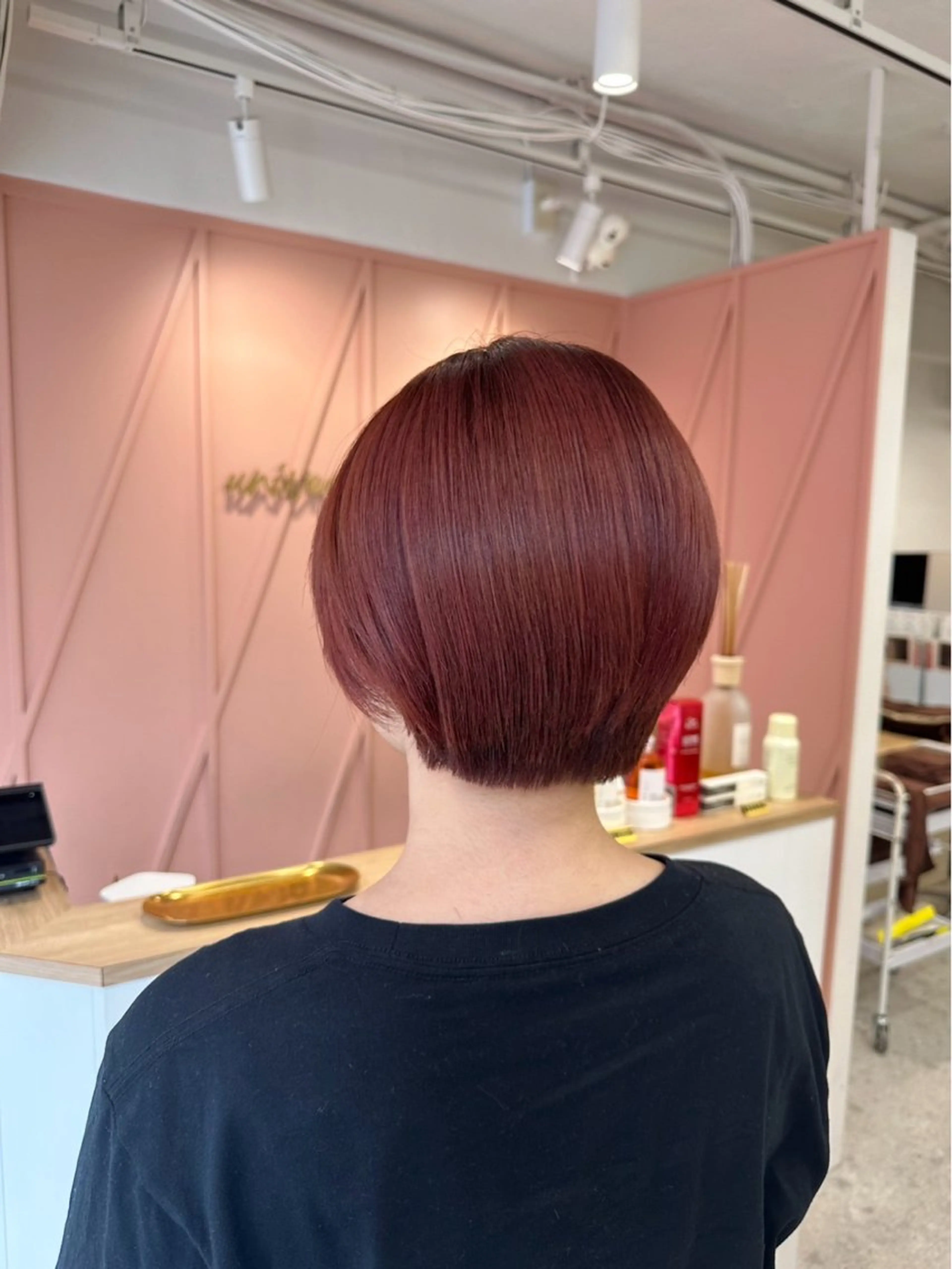 カラー ブリーチ ピンクカラー ヘアカラー a. ririのヘアスタイル