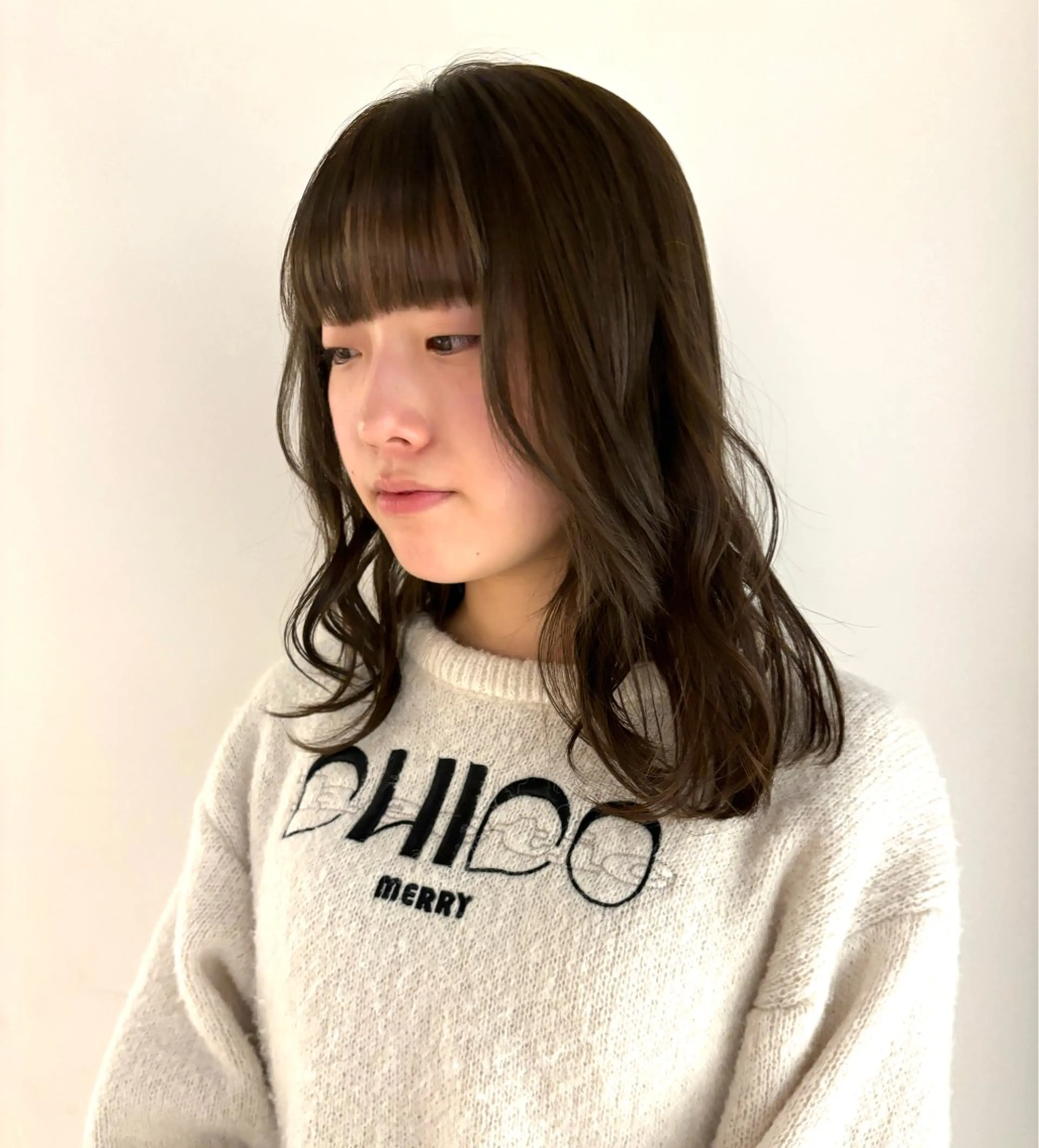 セミロング カラー ベージュカラー オリーブベージュ オレンジ カット ヘアカラー トリートメント やまもと さえのヘアスタイル