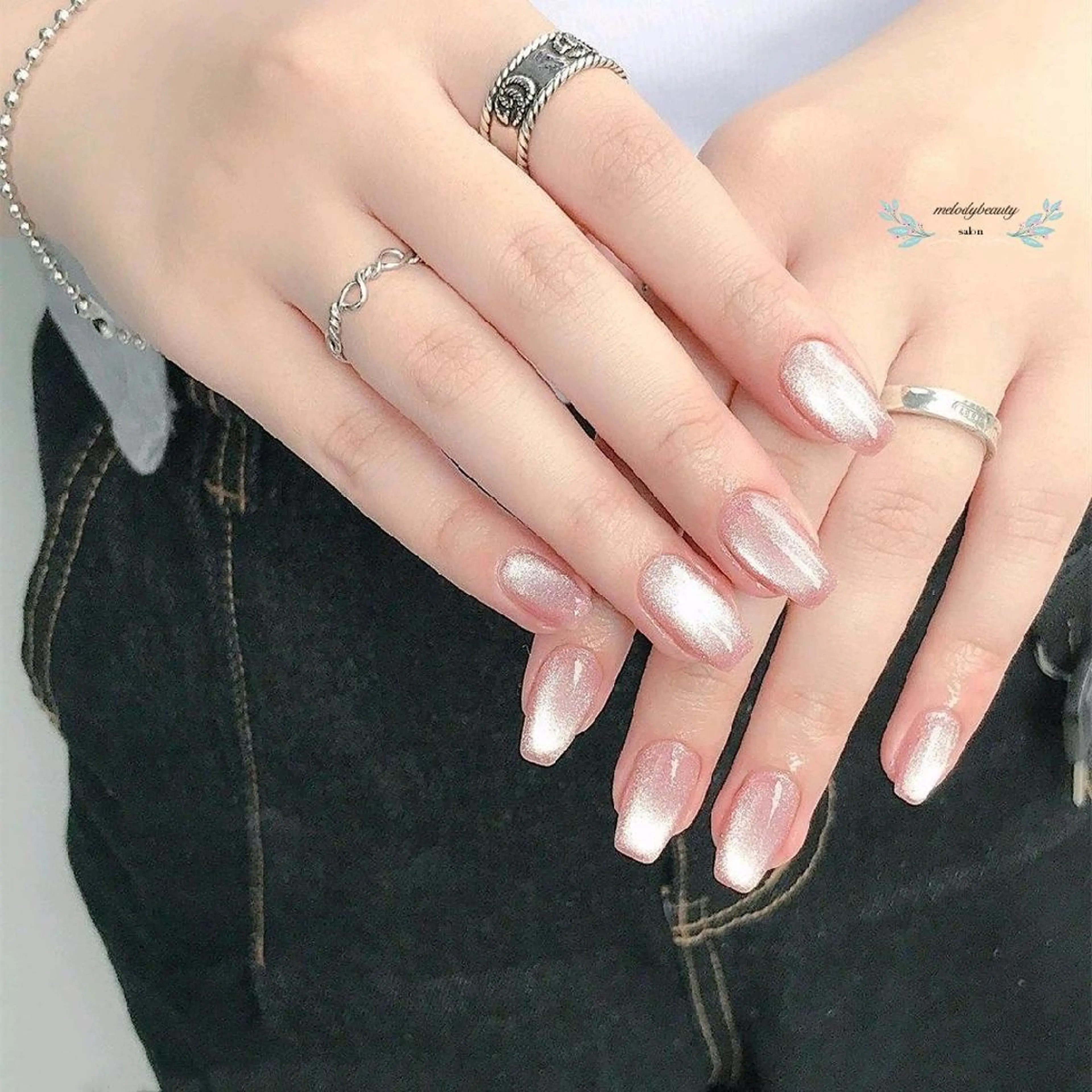 ネイル オーロラネイル ジェルネイル マグネットネイル シンプルネイル ブライダルネイル Melody Nail所属・Melody  3D/スカルプ専門店のネイルデザイン