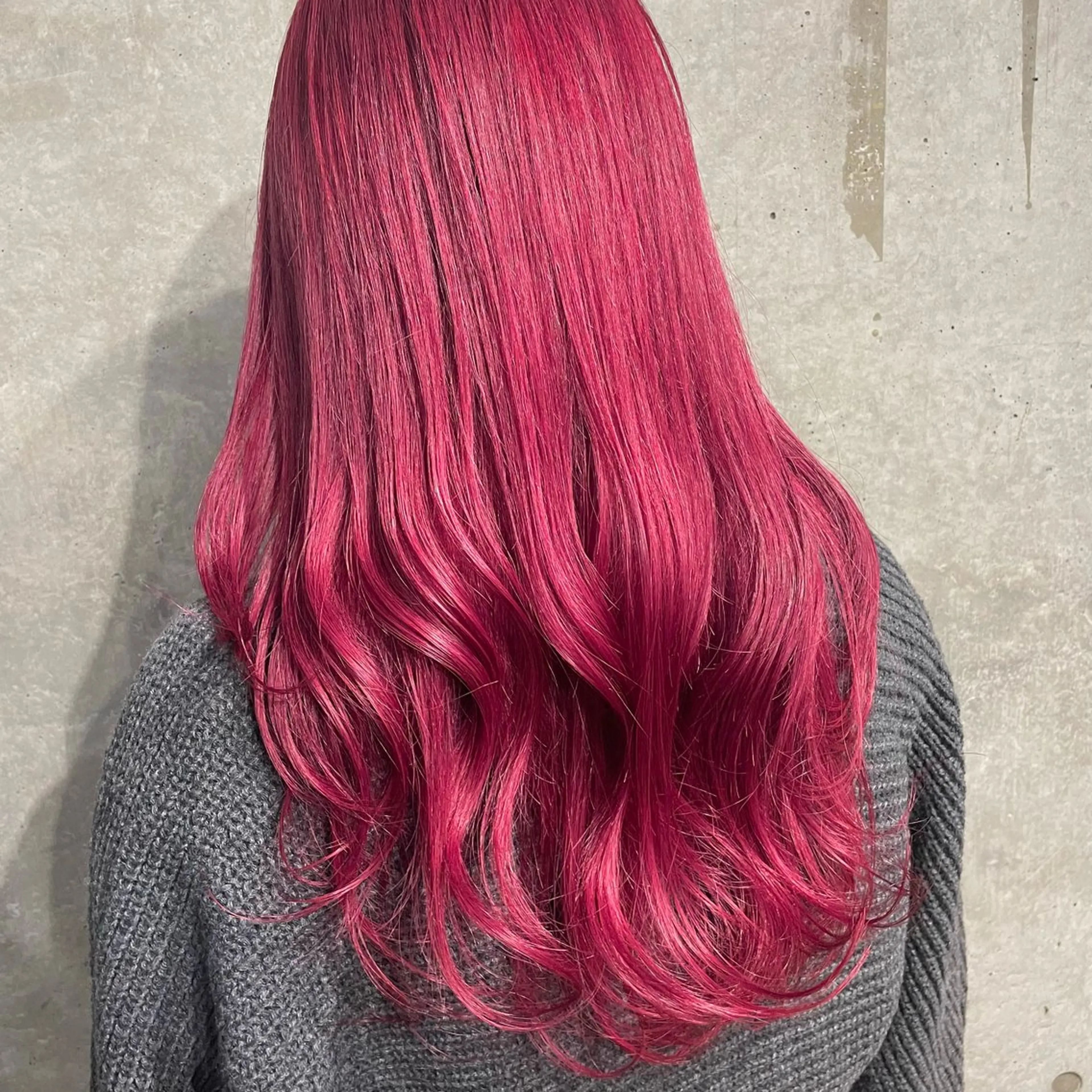 ロング カラー ブリーチ ダブルカラー ピンクカラー レッドカラー ヘアカラー 藤澤 夏実/インナーカラーのヘアスタイル