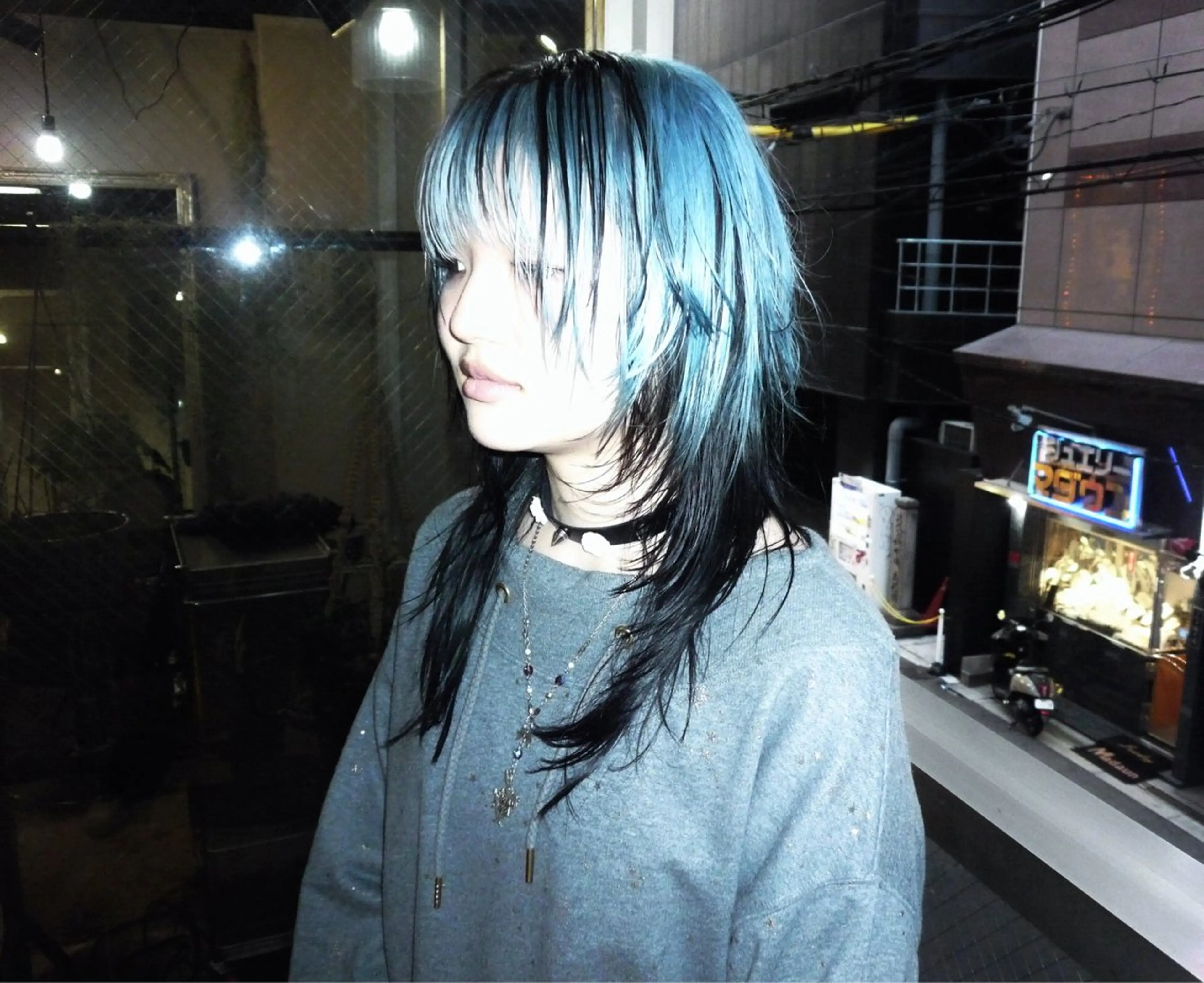 ロング GIVET所属・心斎橋/ハイトーン/ レイヤーカットのヘアスタイル