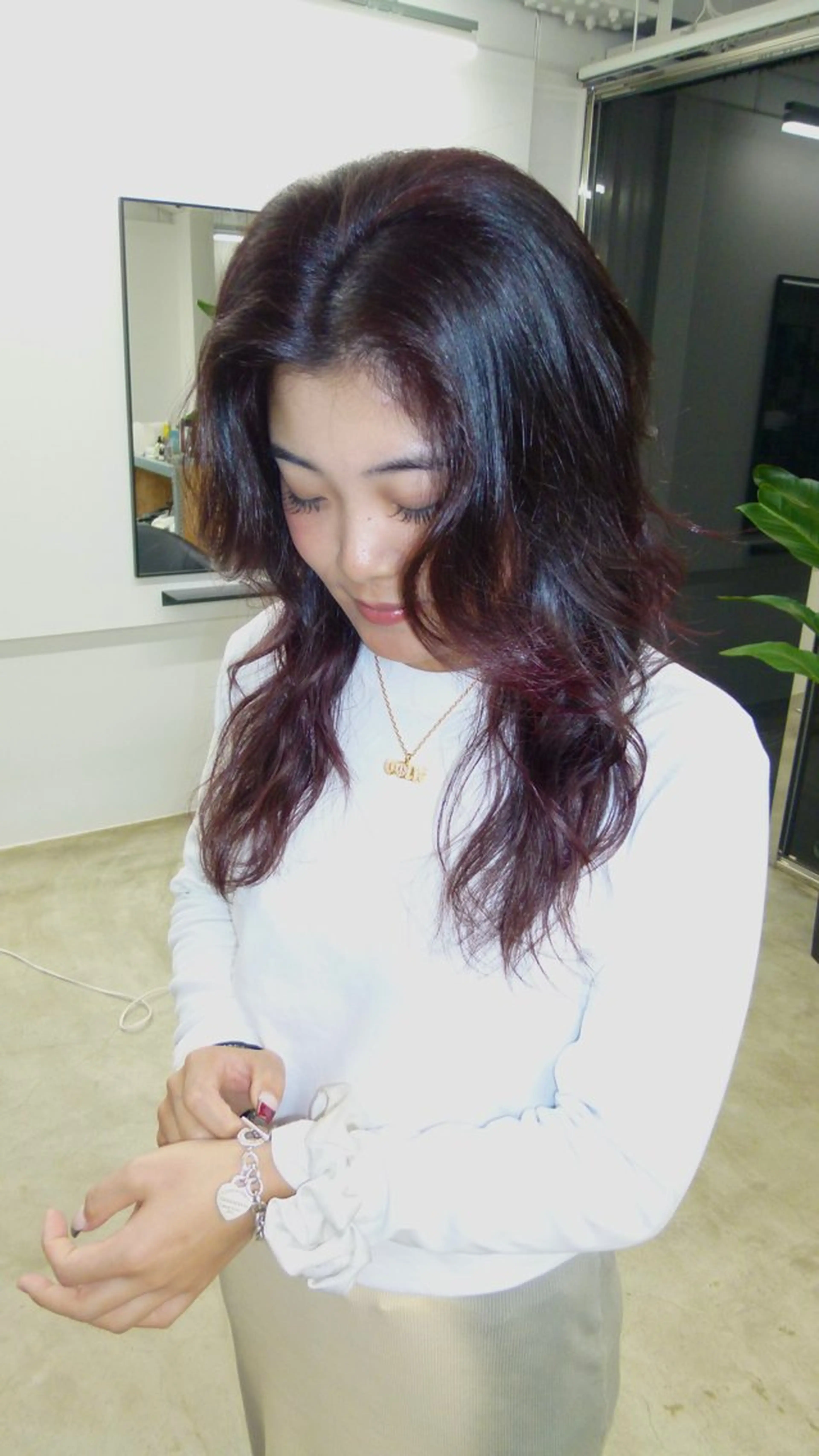 ロング ヘアカラー sounds所属・酒井 美里のヘアスタイル