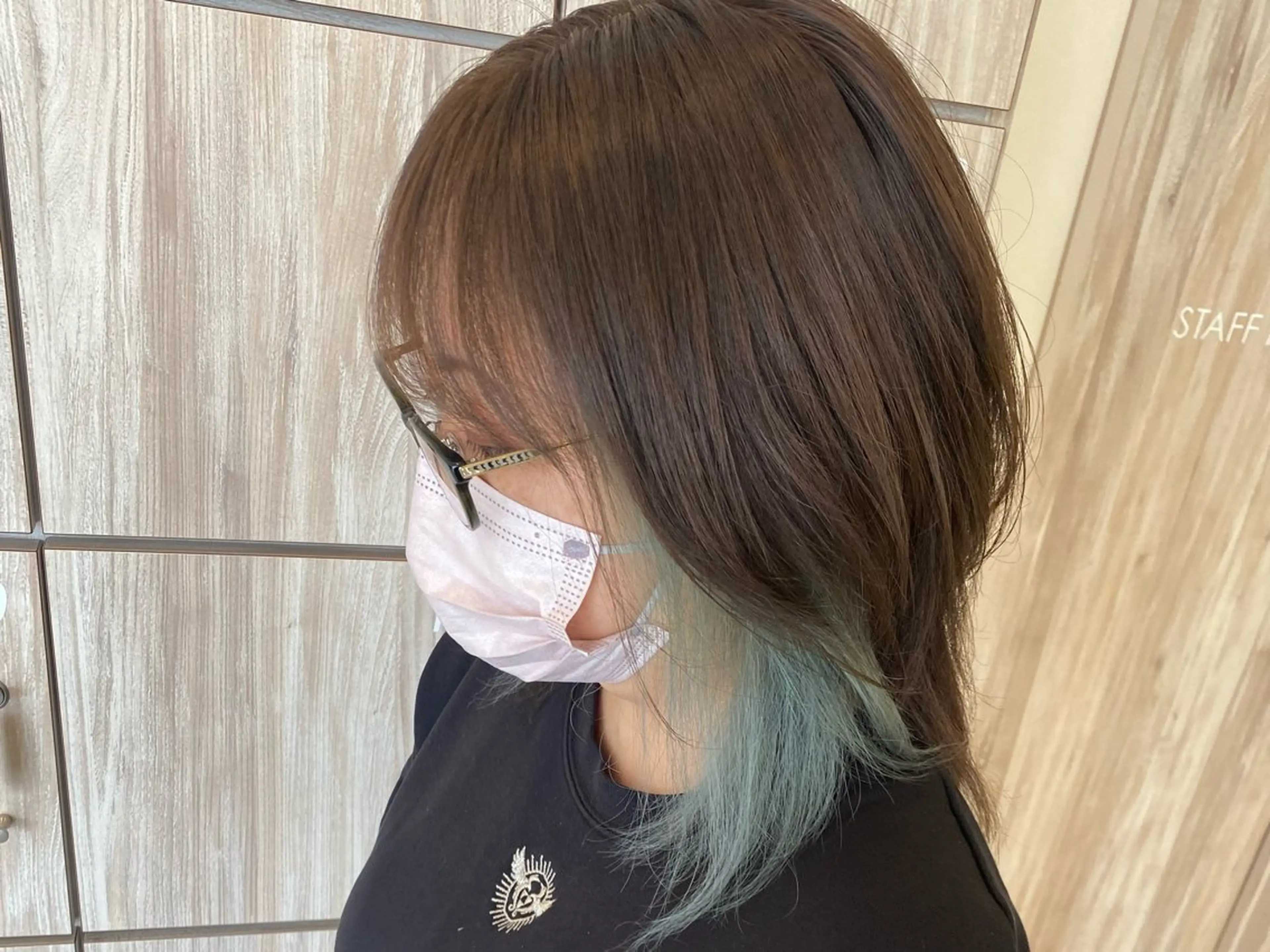 ミディアム カラー ブリーチ ケアブリーチ イヤリングカラー インナーカラー グランデュール焼津 SEIRYU🐉のヘアスタイル