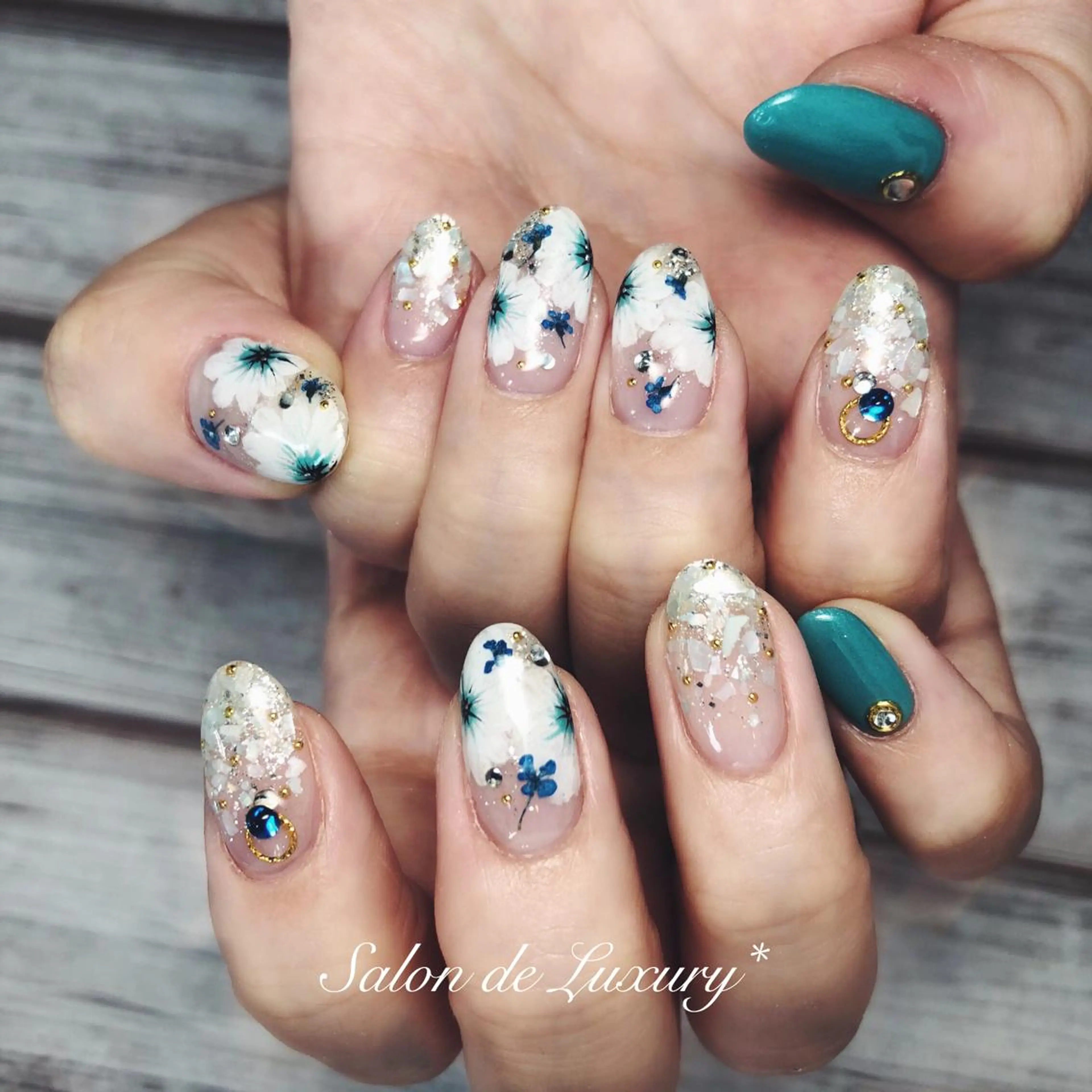 ネイル 木村 瑞希のネイルデザイン