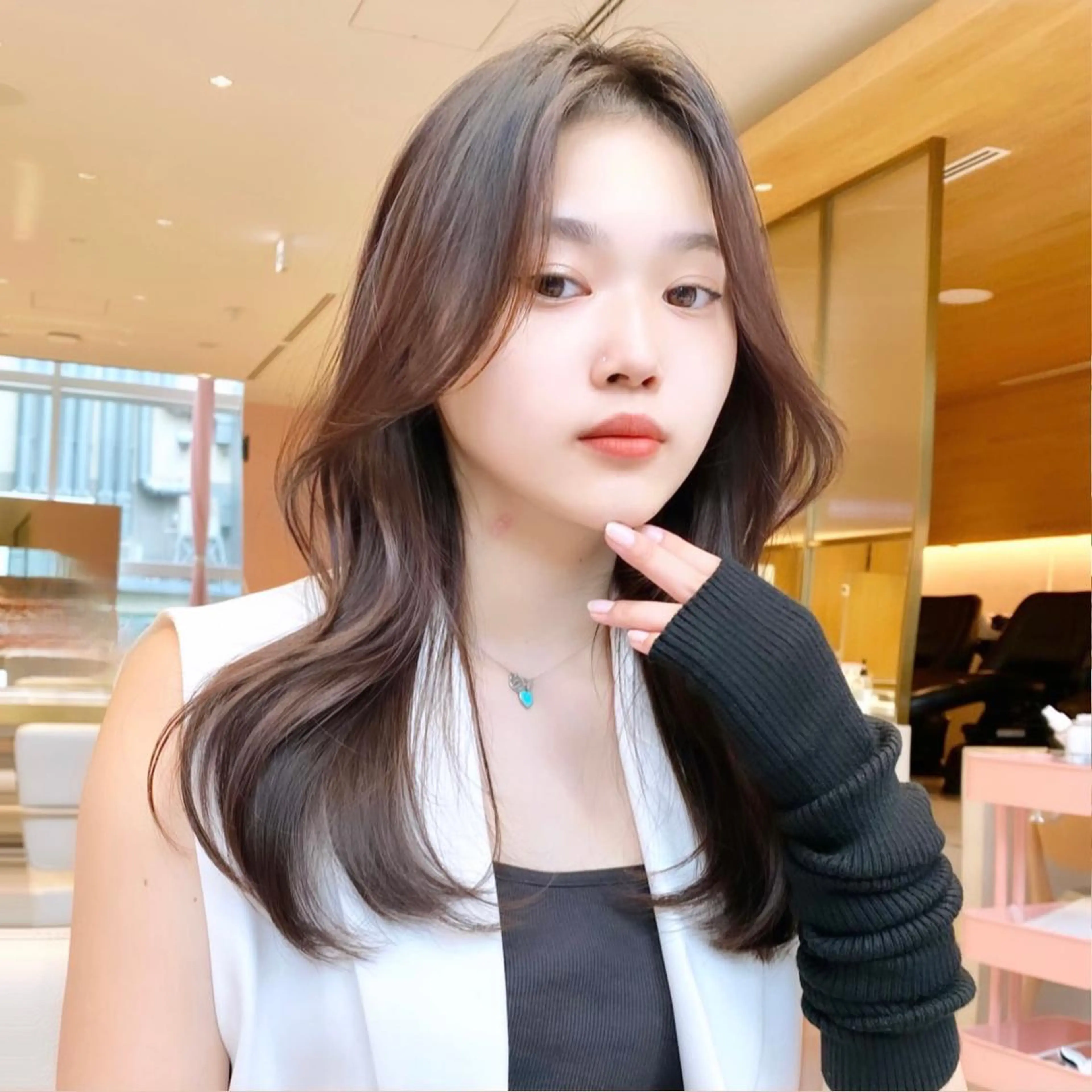 セミロング 韓国くびれレイヤー 🇰🇷はづきのヘアスタイル