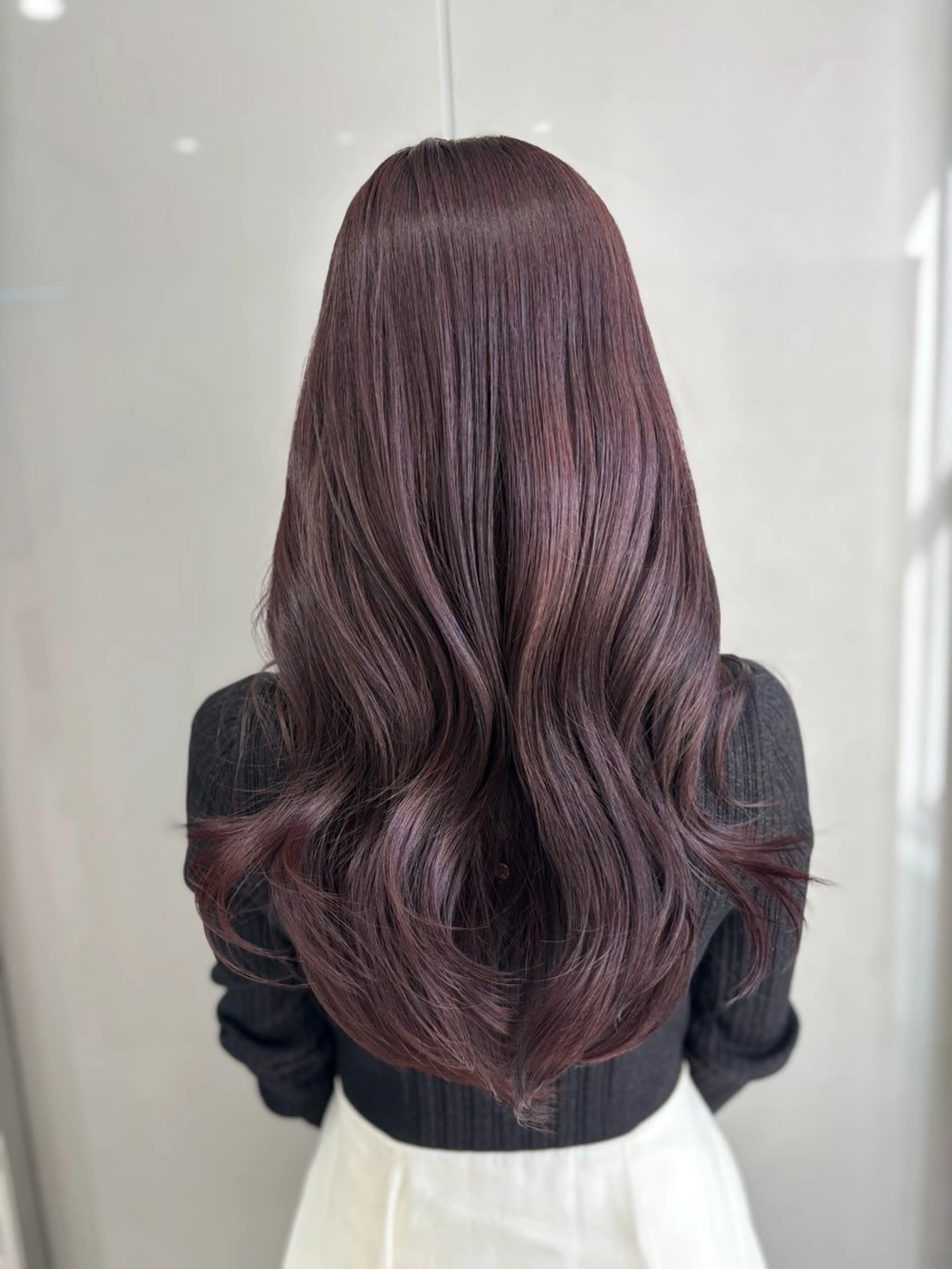 ロング カラー ヘアカラー トリートメント ヘッドスパ ヘアセット ブリーチなし透明感 ×縮毛矯正🤍ユウのヘアスタイル