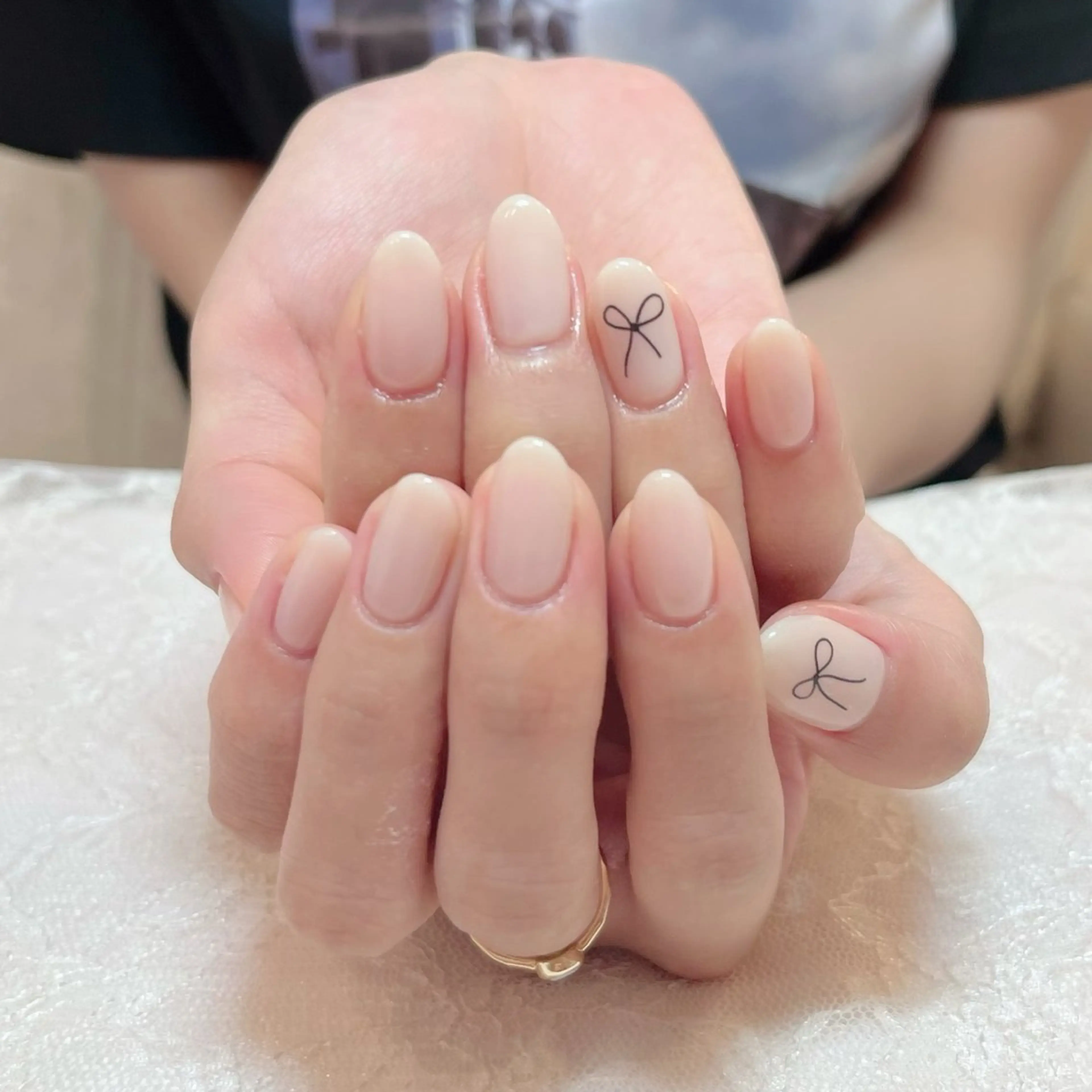 ネイル リボン ハンドネイル aoinail所属・aoi nailのネイルデザイン