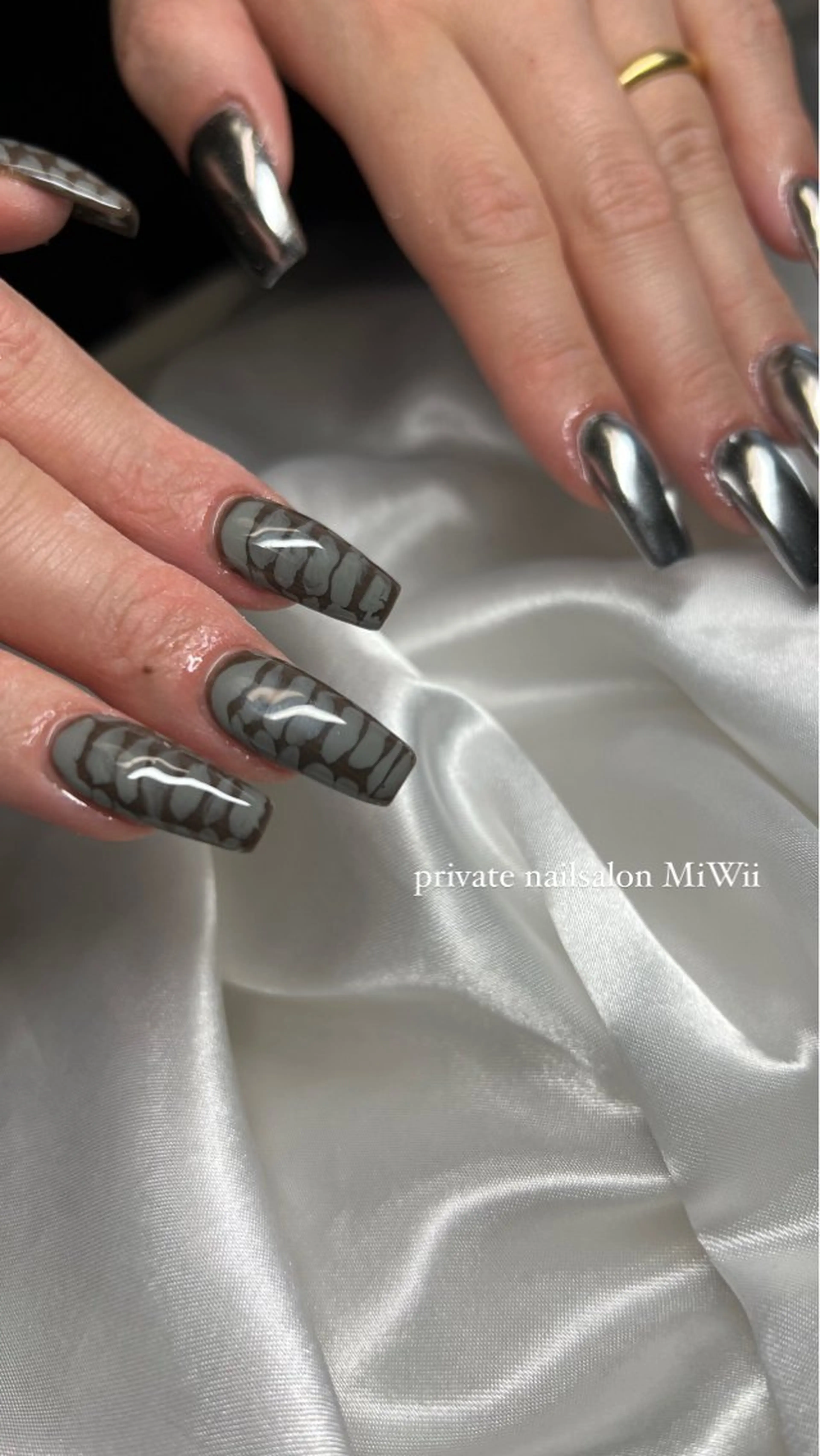 ネイル 𝐧𝐚𝐢𝐥 𝐌𝐢𝐖𝐢𝐢のネイルデザイン