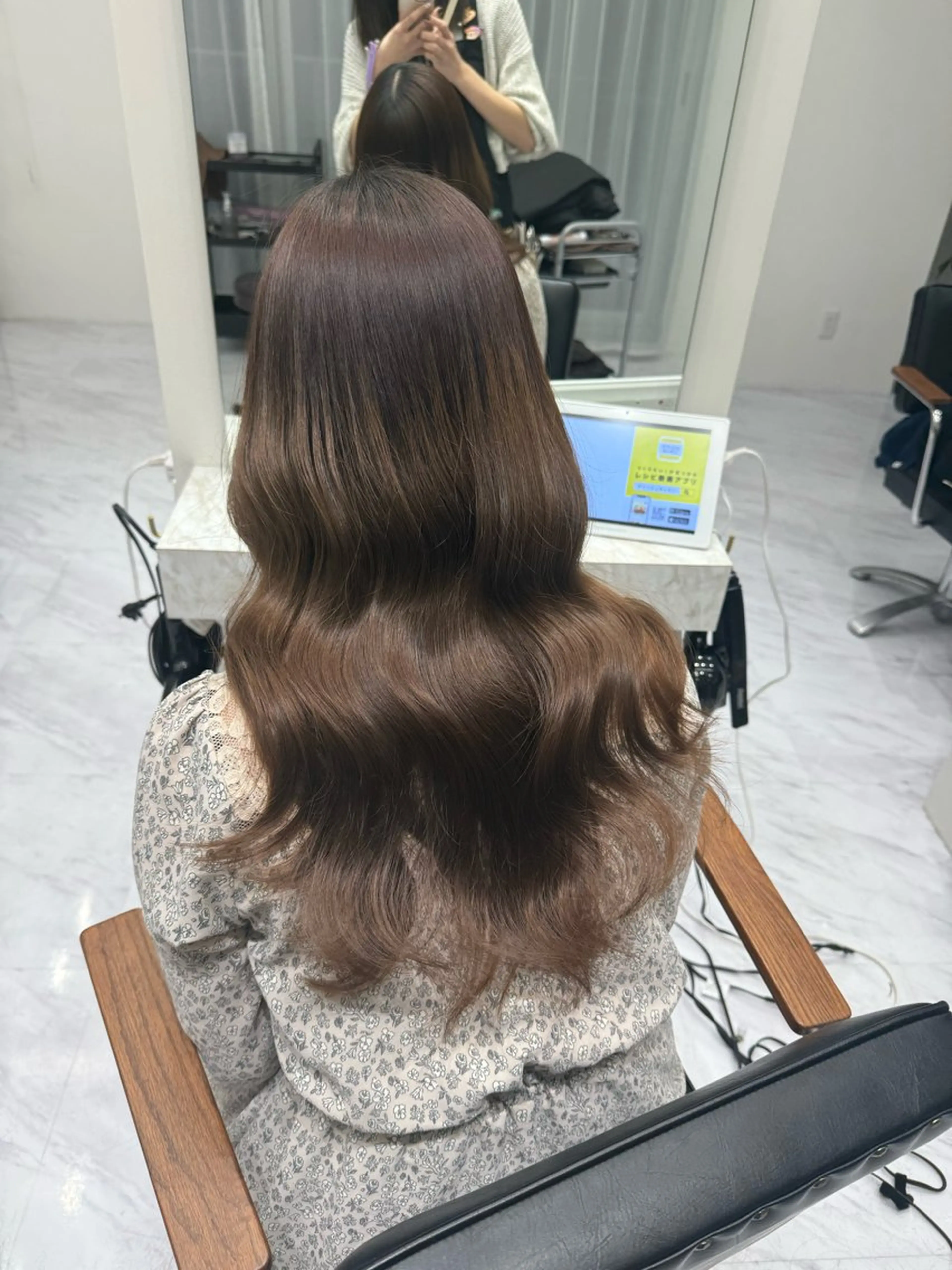 ロング 西川 ことねのヘアスタイル