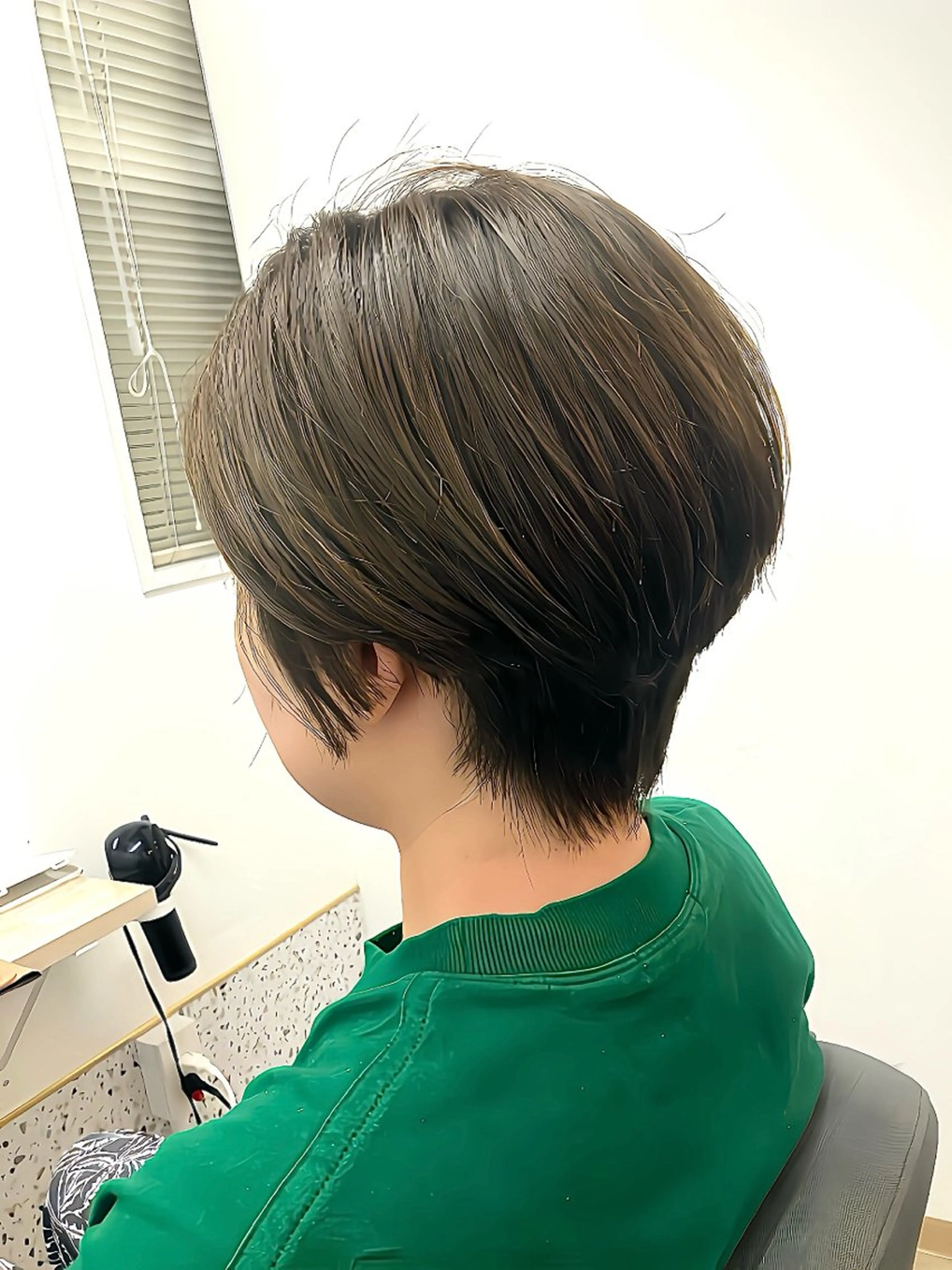 ショート ショートヘア ウルフ・ハイレイヤー 🌟ナカノ・ユウヤのヘアスタイル