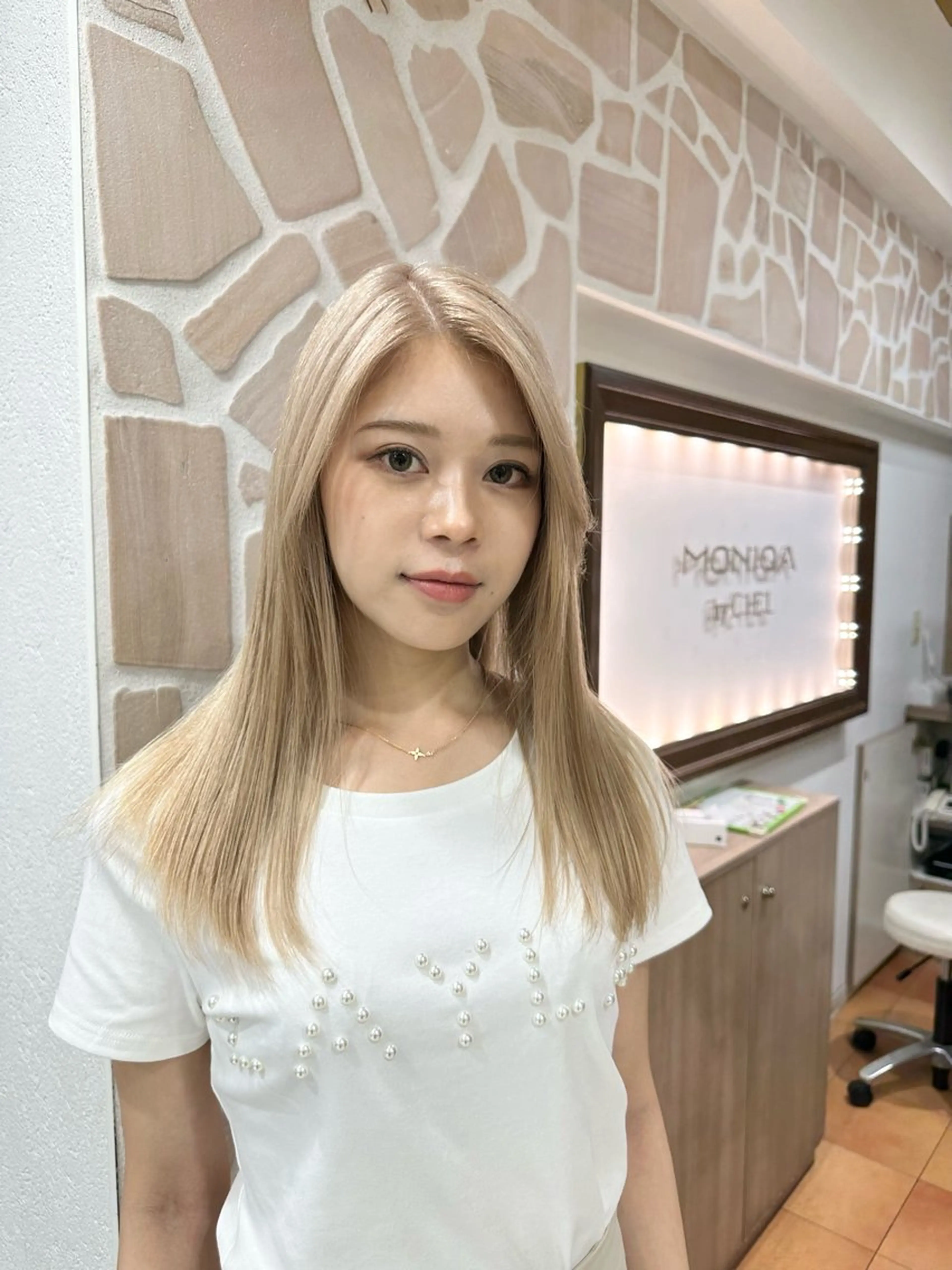 セミロング カラー ヘアアレンジ ブリーチ MONIQA所属・🐲RYUKI メンズブリーチのヘアスタイル