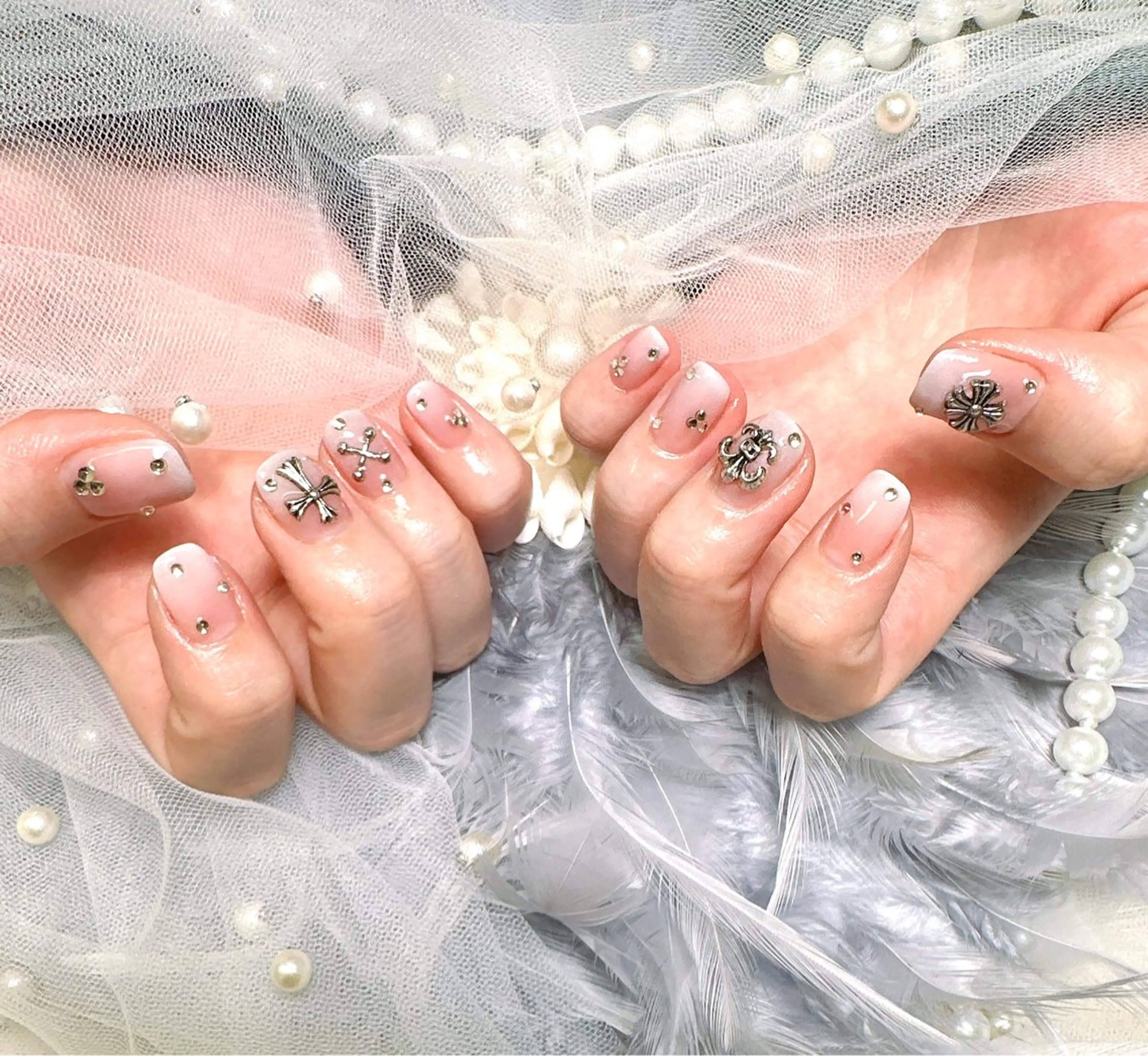 ネイル ハンドネイル Pretty Nail Salon     　(ジェル&ケア)所属・Pretty Nail Salonのネイルデザイン