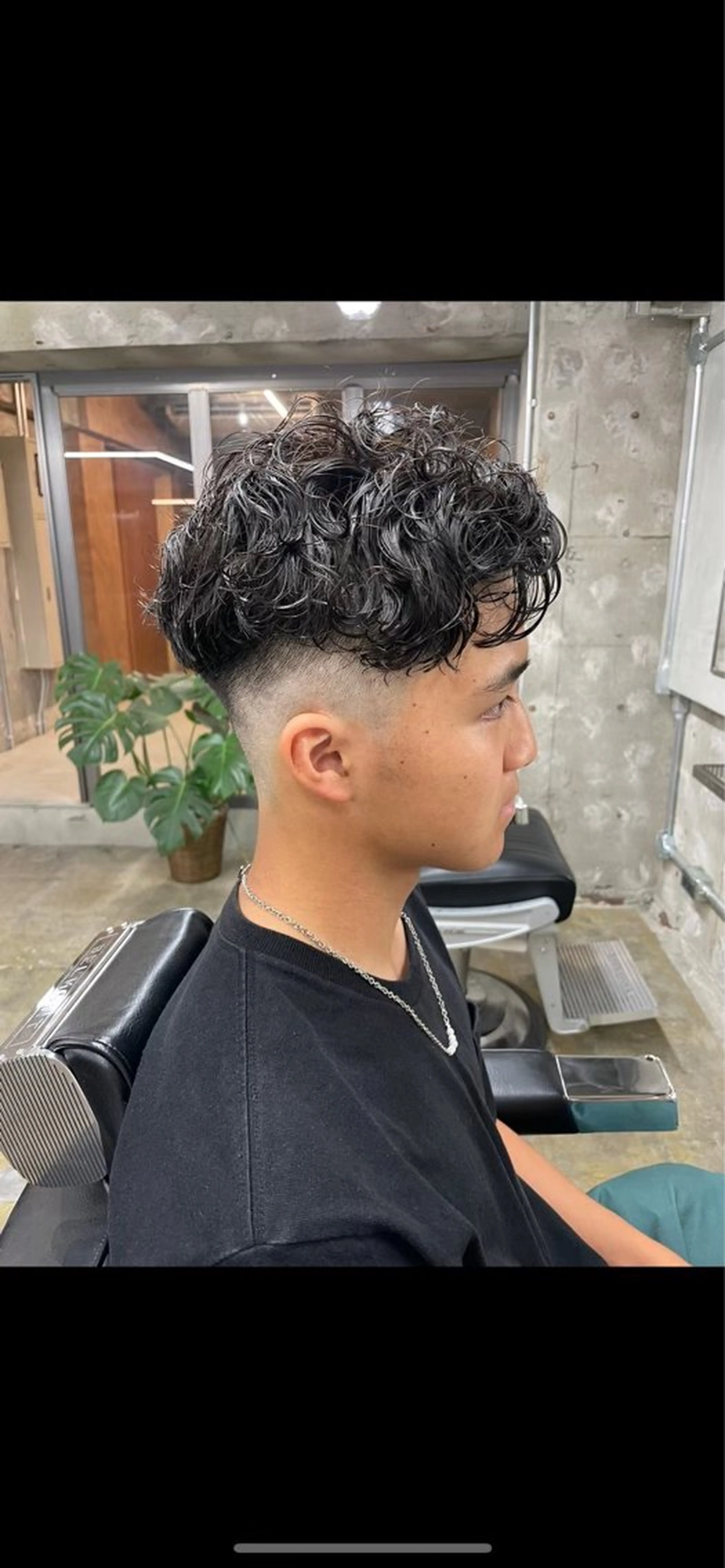 ショート パーマ メンズ 亀井隆汰/メンズ専門 パーマ特化美容師のヘアスタイル