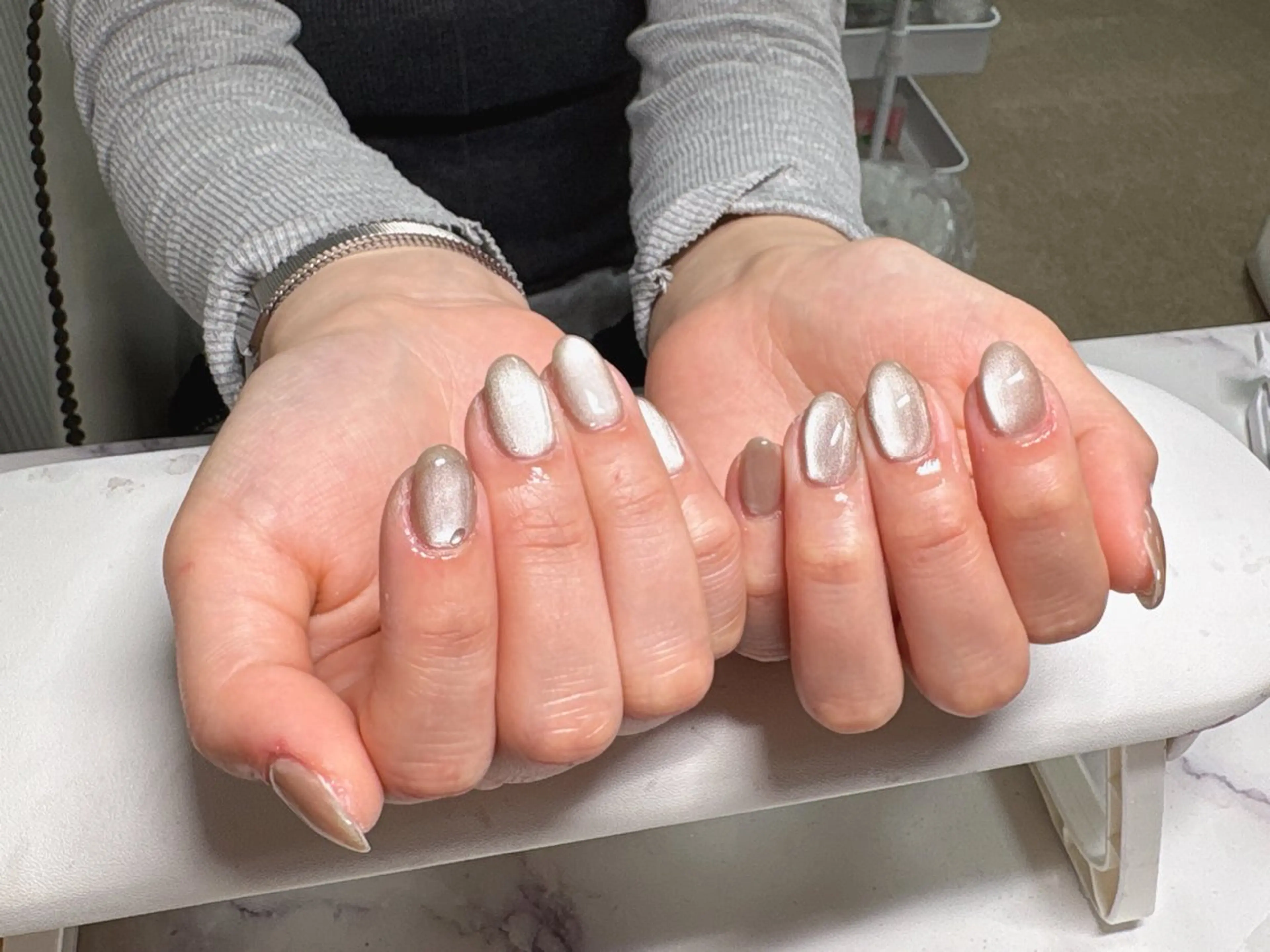 ネイル ハンドネイル Chiara 長さだしのネイルデザイン