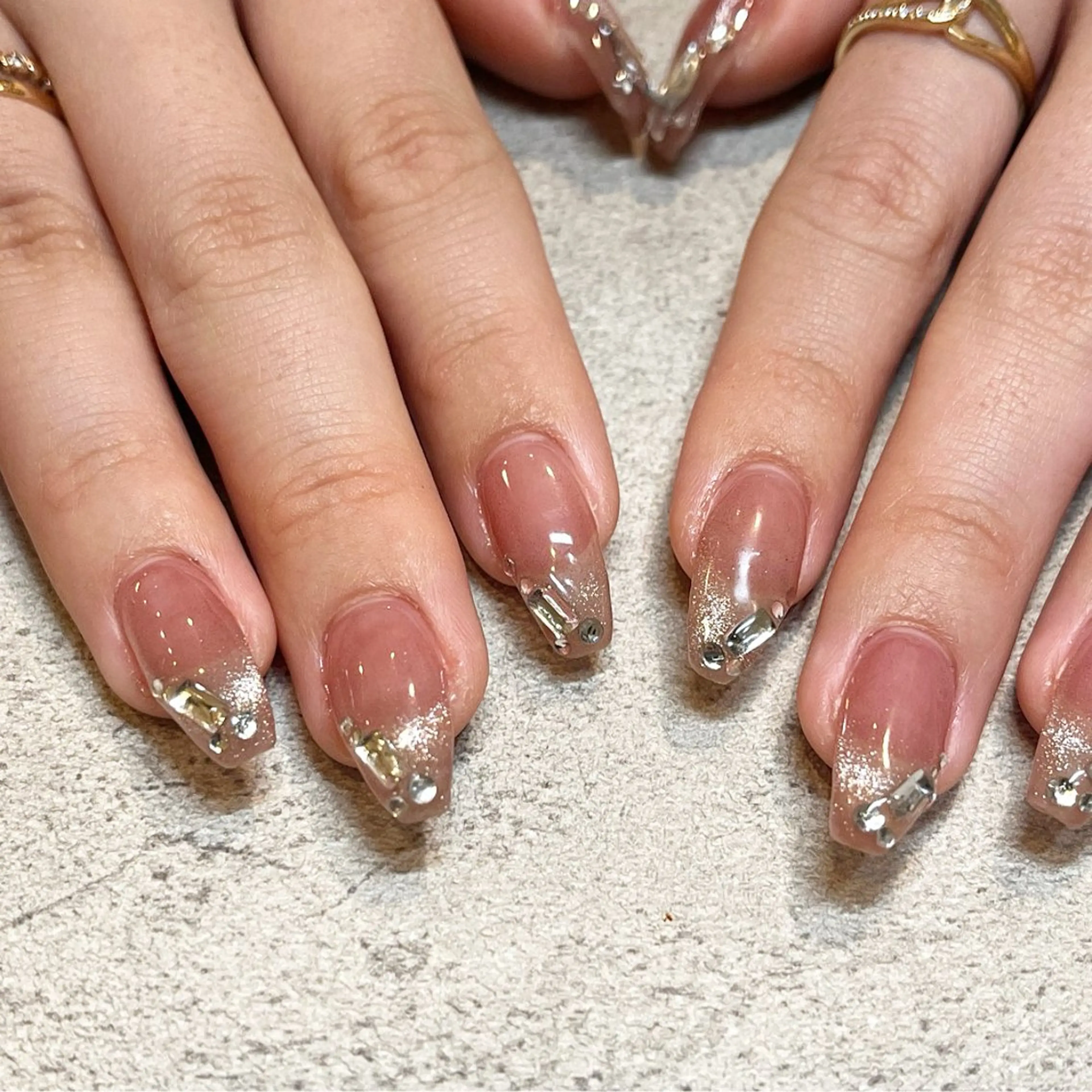 ネイル フレンチネイル キラキラネイル マグネットネイル マグネットフレンチ ピンク ハンドネイル share salon reir　(ルレイル)所属・rio nailのネイルデザイン