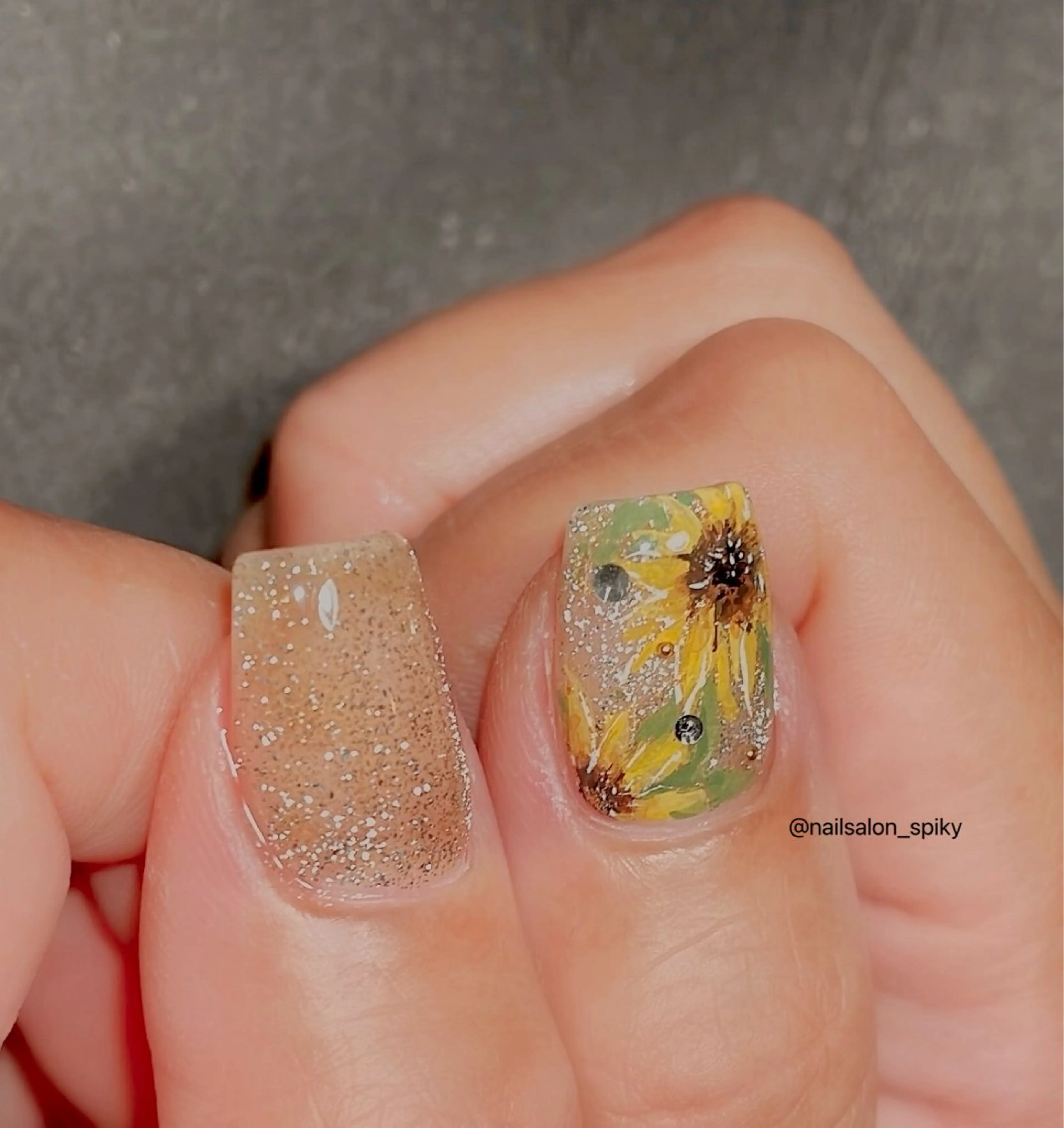 ネイル Spiky とうげ ふうかのネイルデザイン