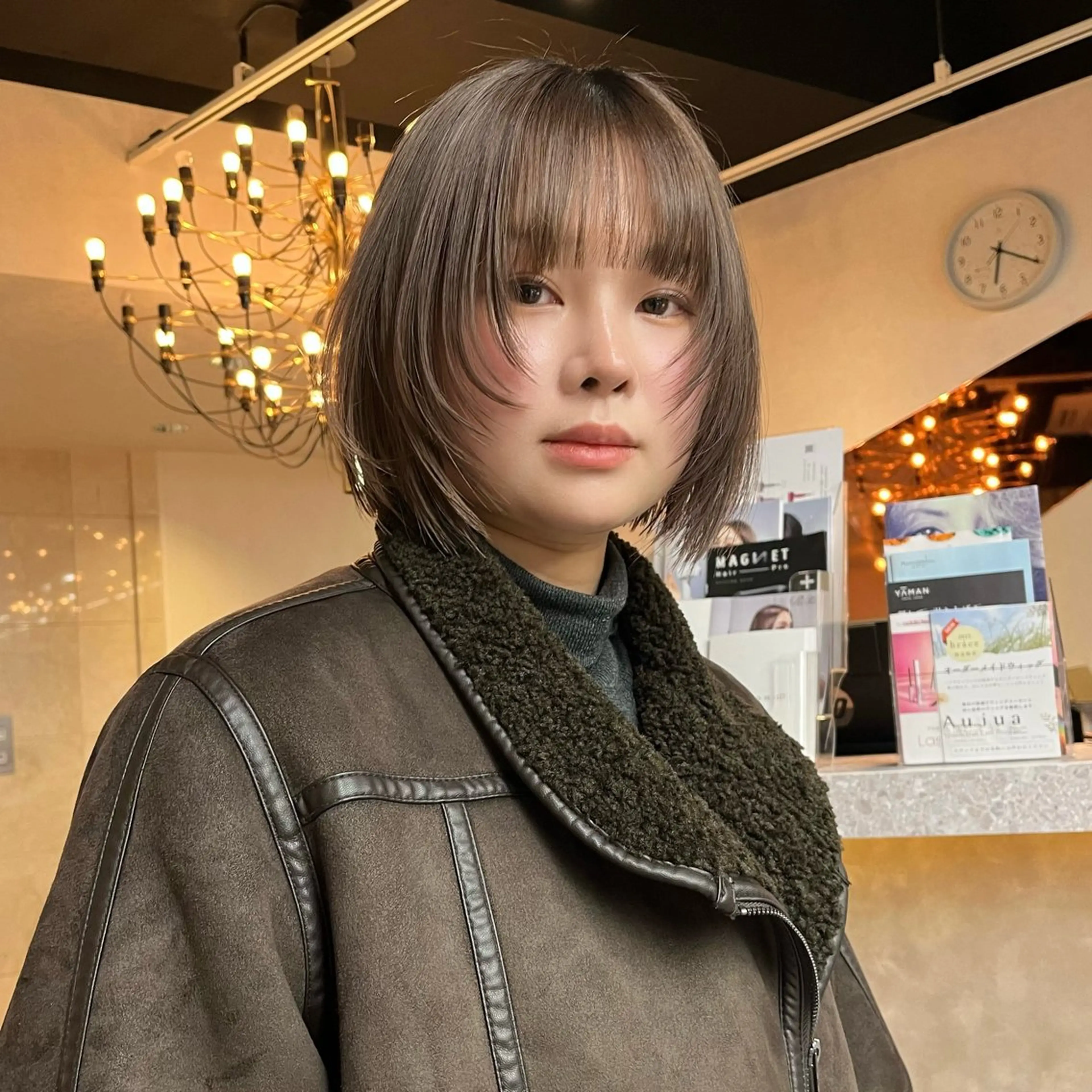 ショート カラー カット ヘアカラー 透明感/ベージュ/ 艶髪/ボブ🫧門脇由のヘアスタイル