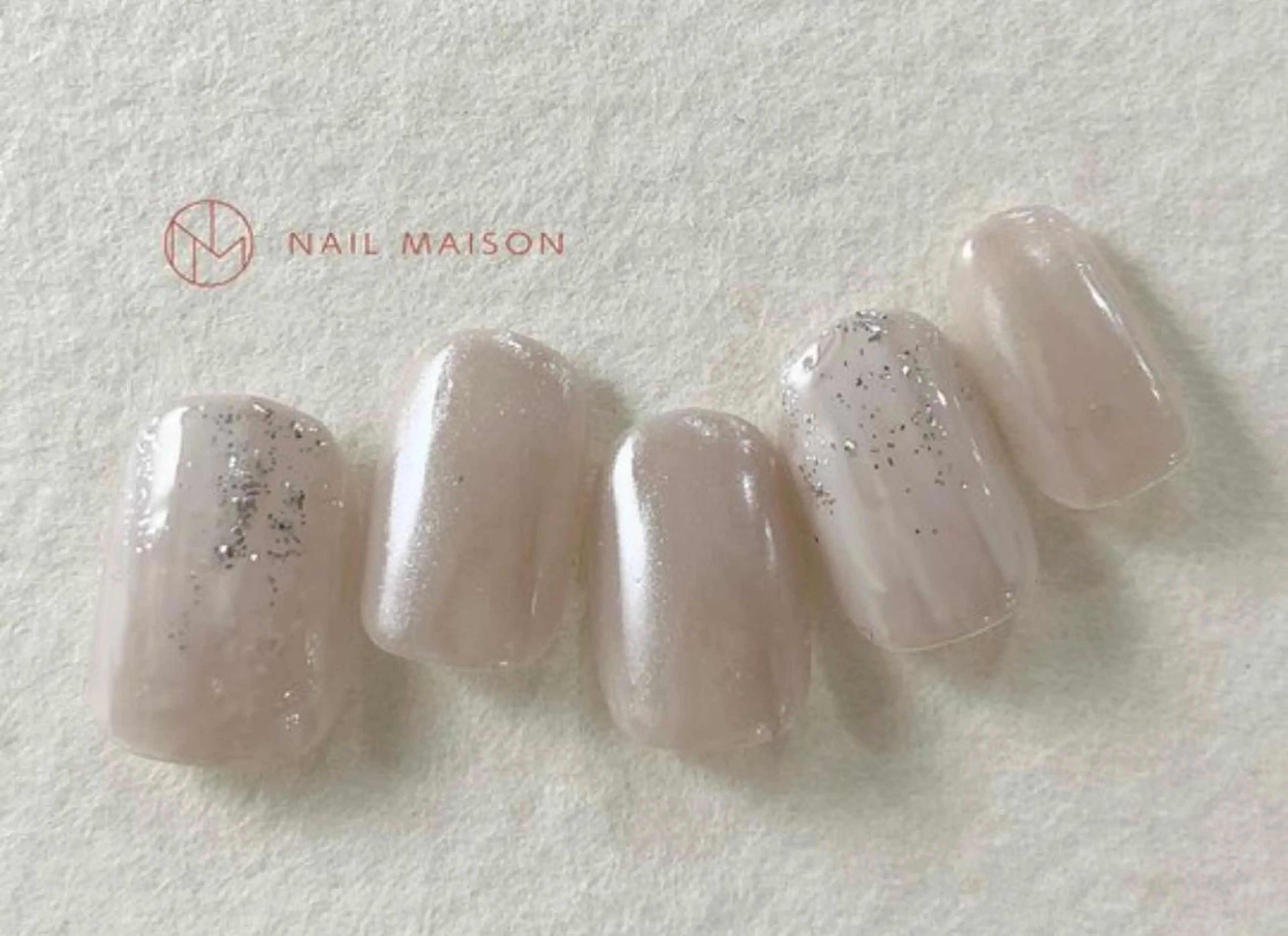 ネイル オフィスネイル TAKASUKA Nのネイルデザイン