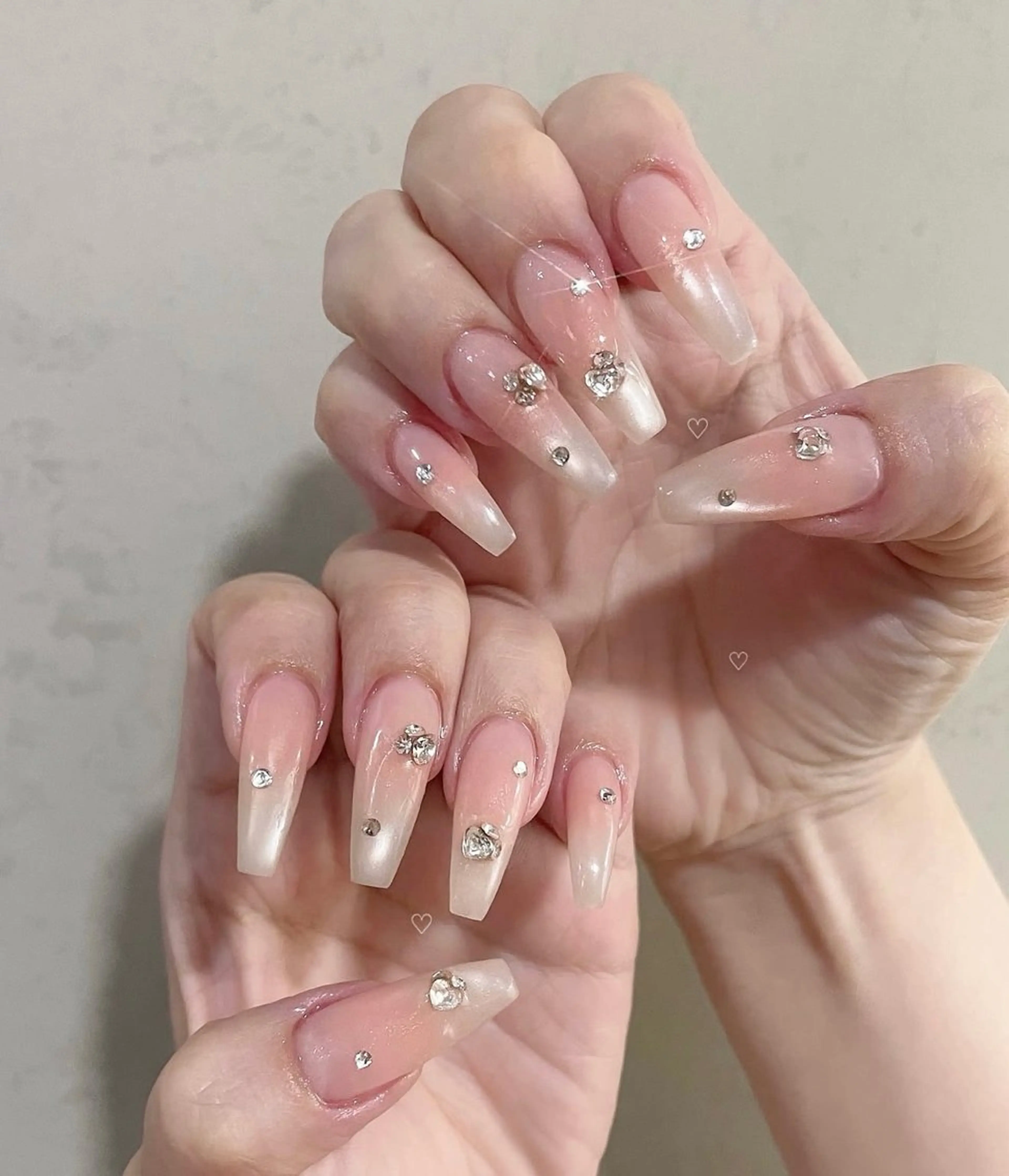 ネイル アートネイル ジェルネイル グラデーション マグネットネイル ニュアンスネイル ハンドネイル Ryu Nail Studio所属・Ryu Nail 新大久保のネイルデザイン