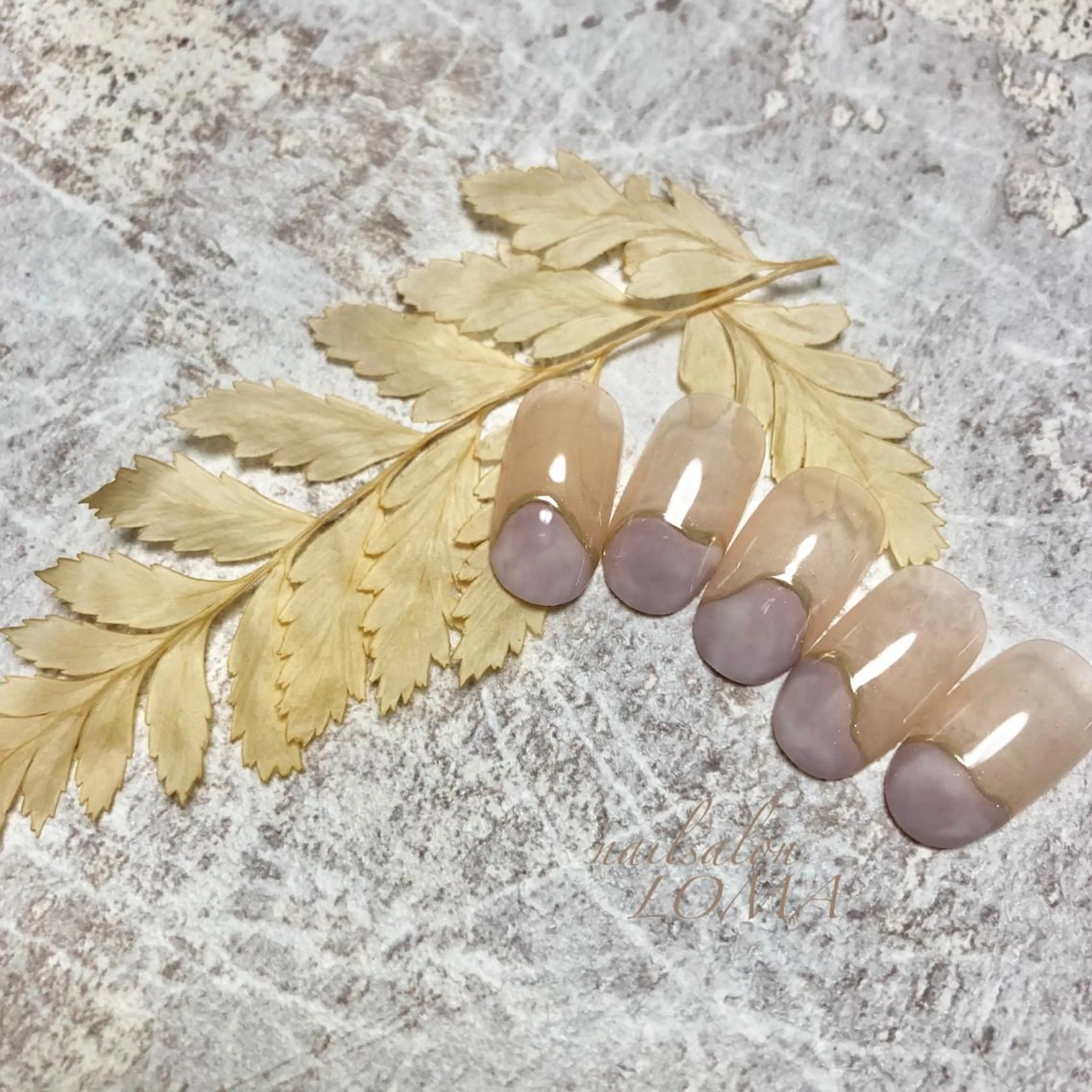 ネイル m-nail所属・m-nail 🌙minamiのネイルデザイン