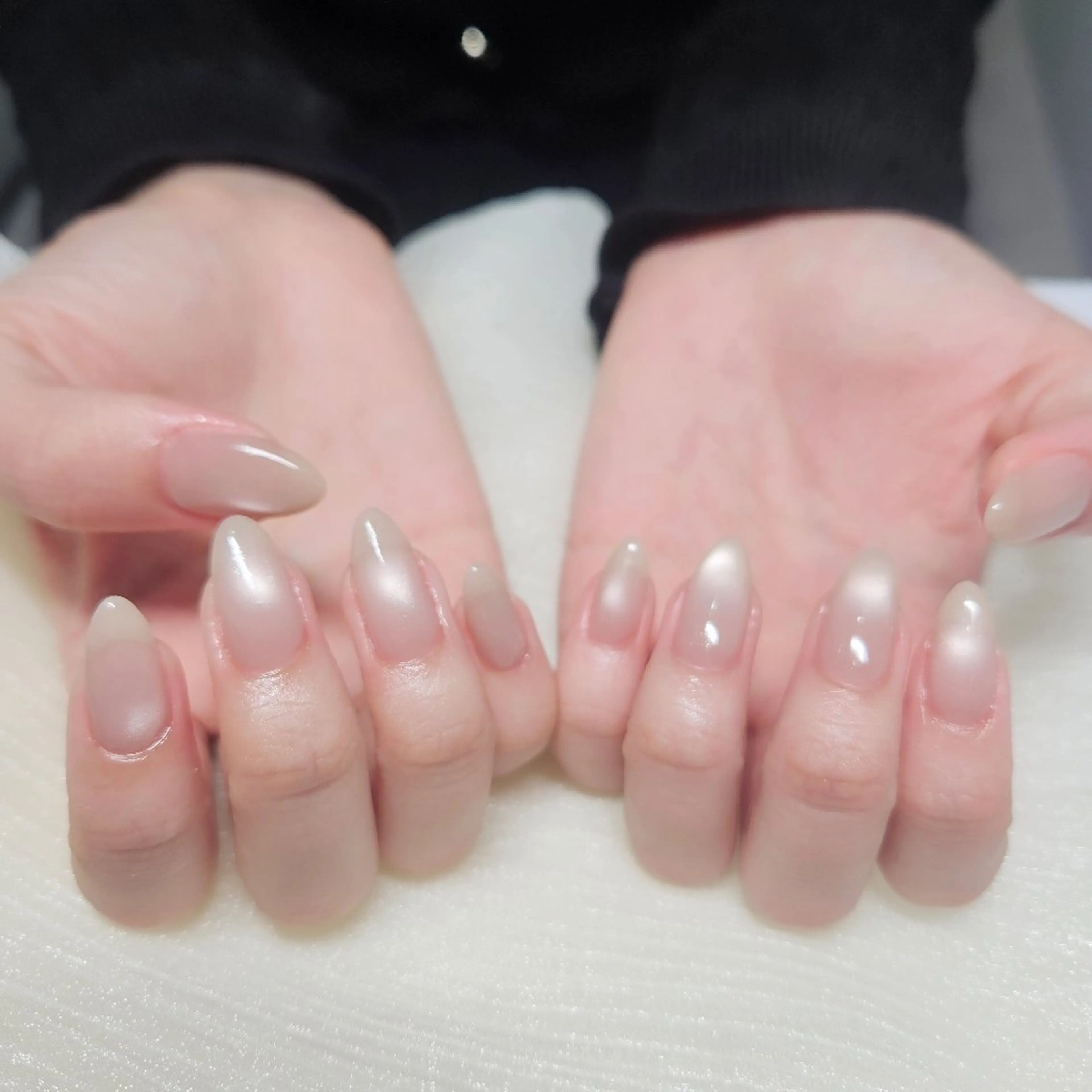 ネイル マグネットネイル ハンドネイル GO TODAY シェアサロン新宿Gratia店所属・nagisa 🩰🫧のネイルデザイン