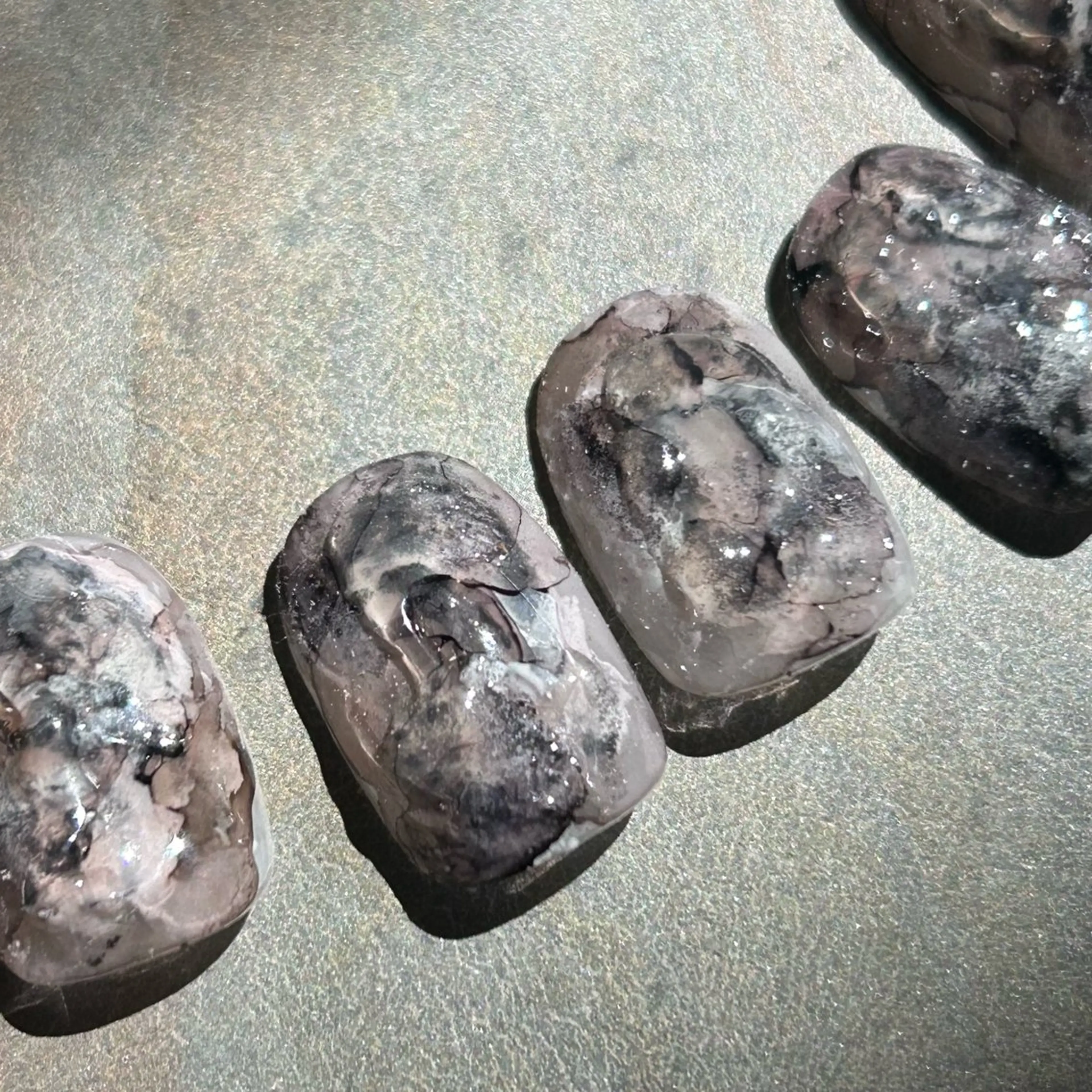 ネイル ayumi / Manonのネイルデザイン