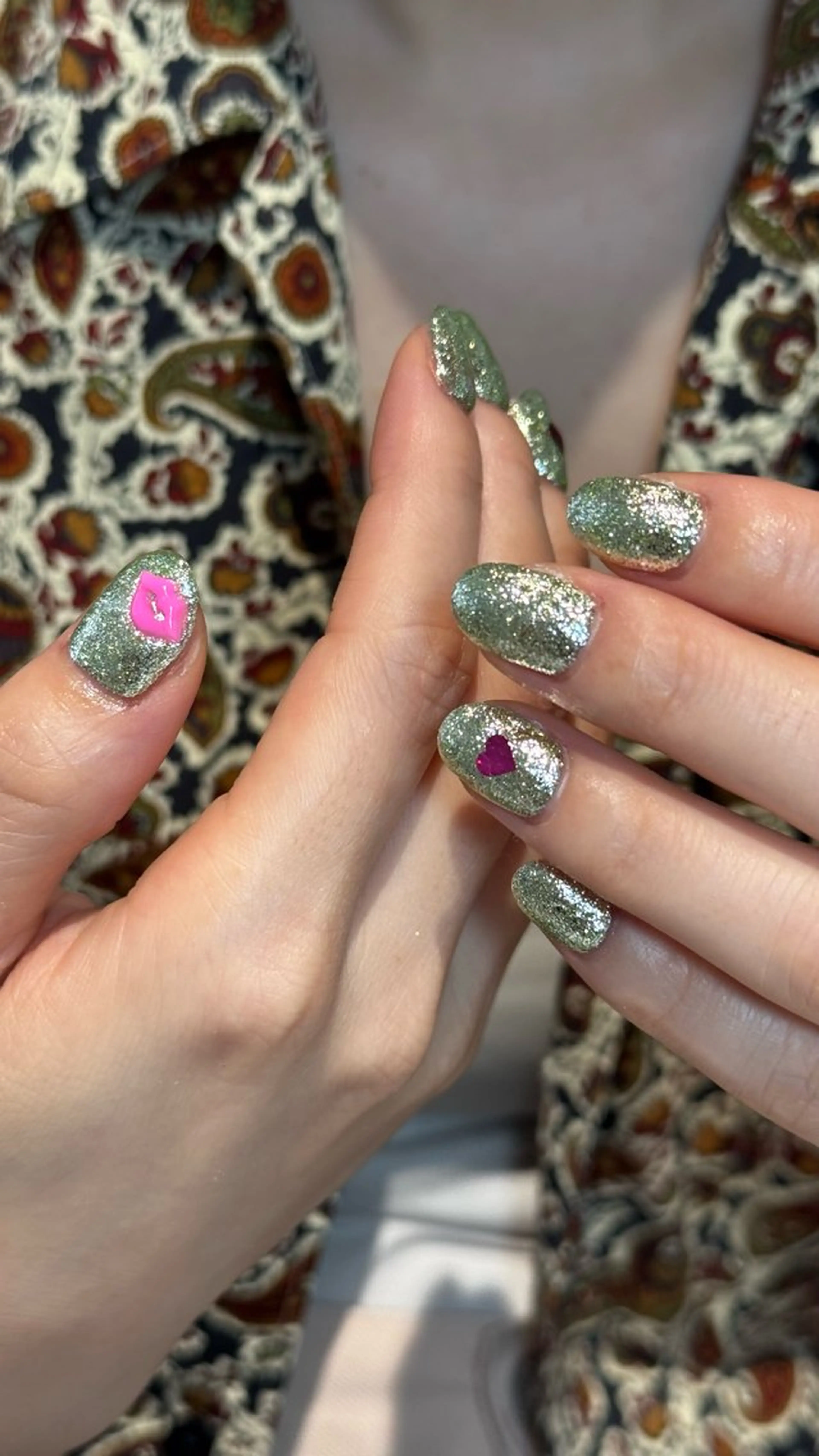 ネイル ハンドネイル WISTERIA kozueのネイルデザイン