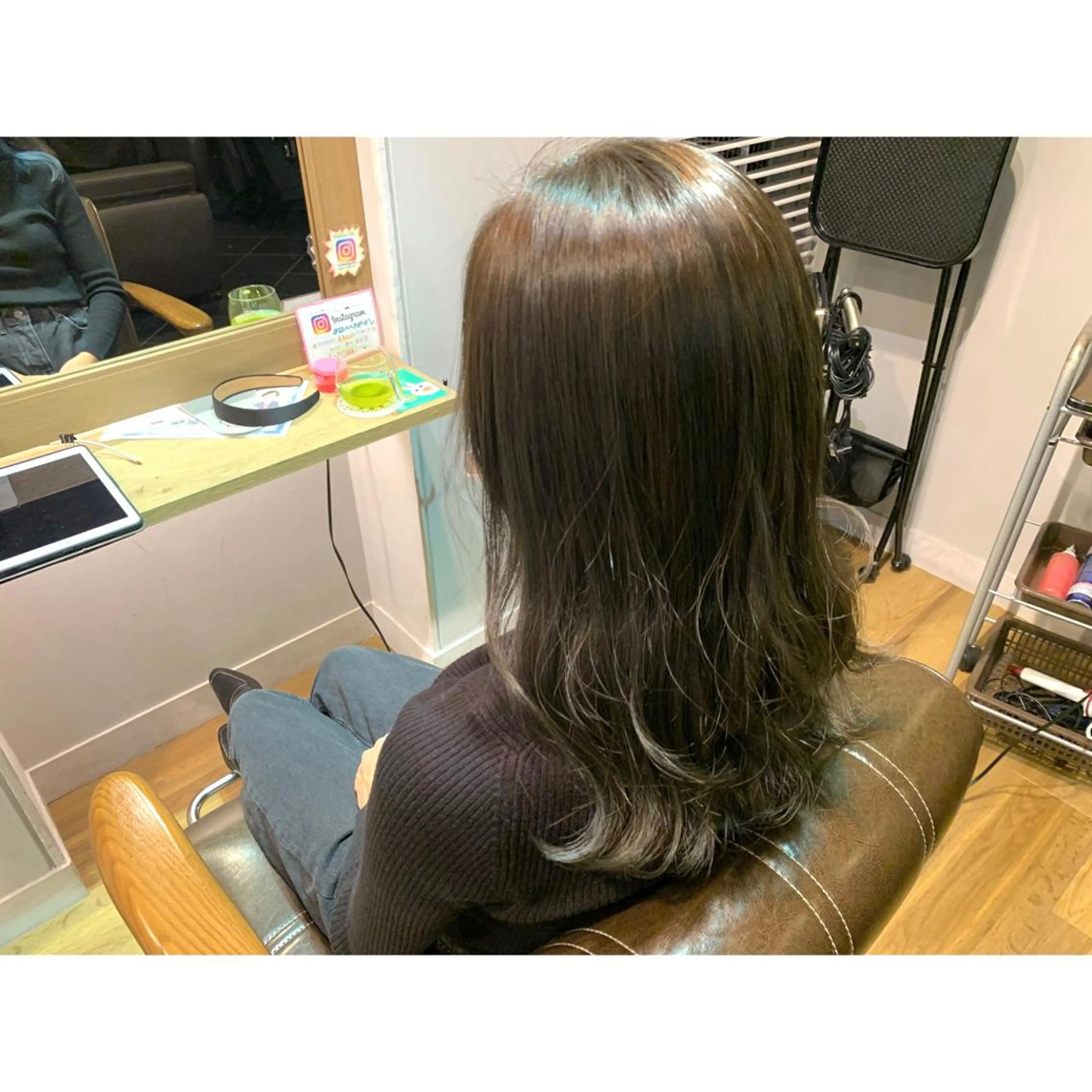 ロング カラー ヘアカラー トリートメント ツキダテ ユイのヘアスタイル