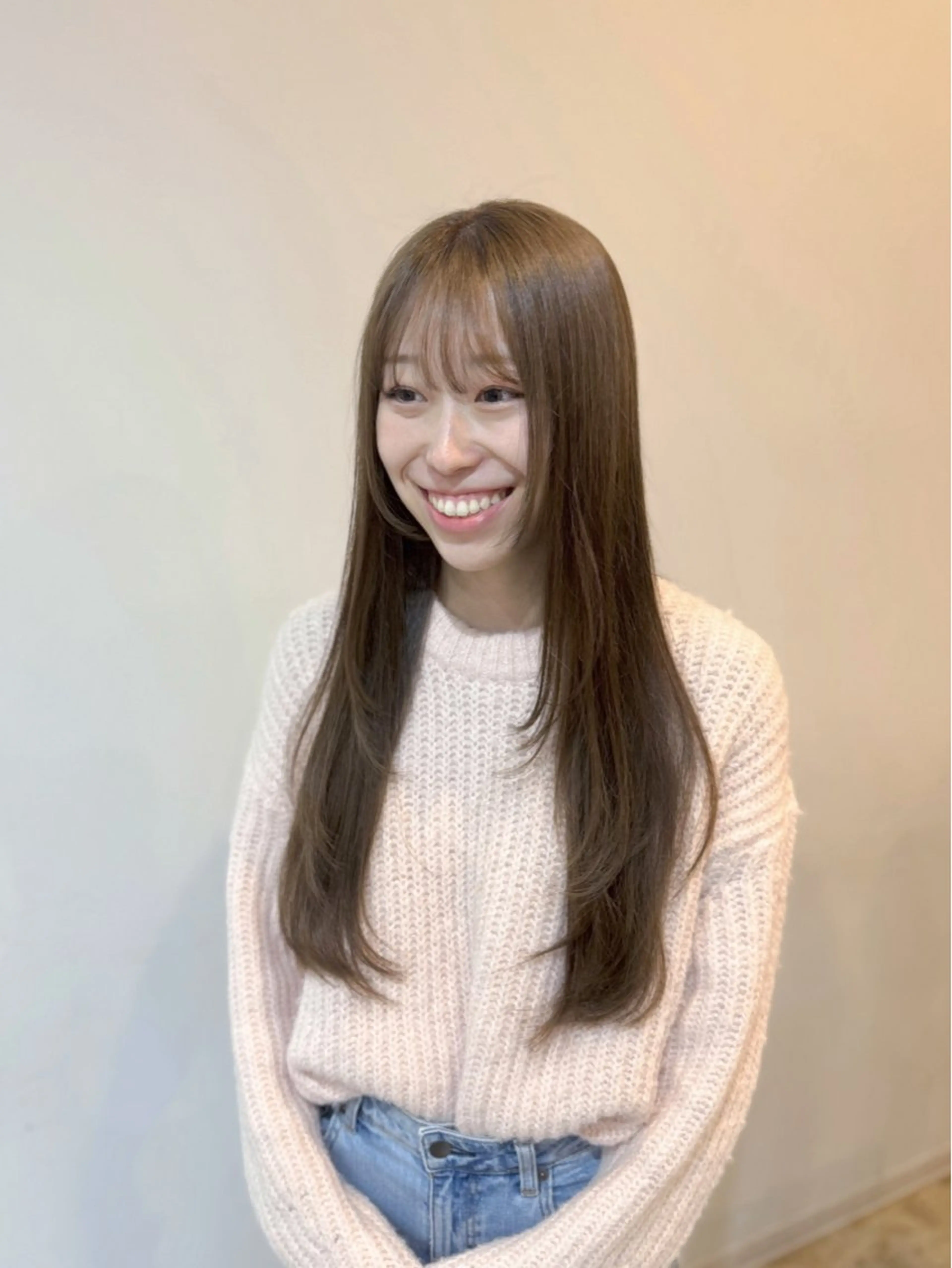 ロング カラー ブリーチ ダブルカラー ブリーチなしカラー レイヤーカット ヘアカラー トリートメント 咲良 / allum 鈴鹿のヘアスタイル