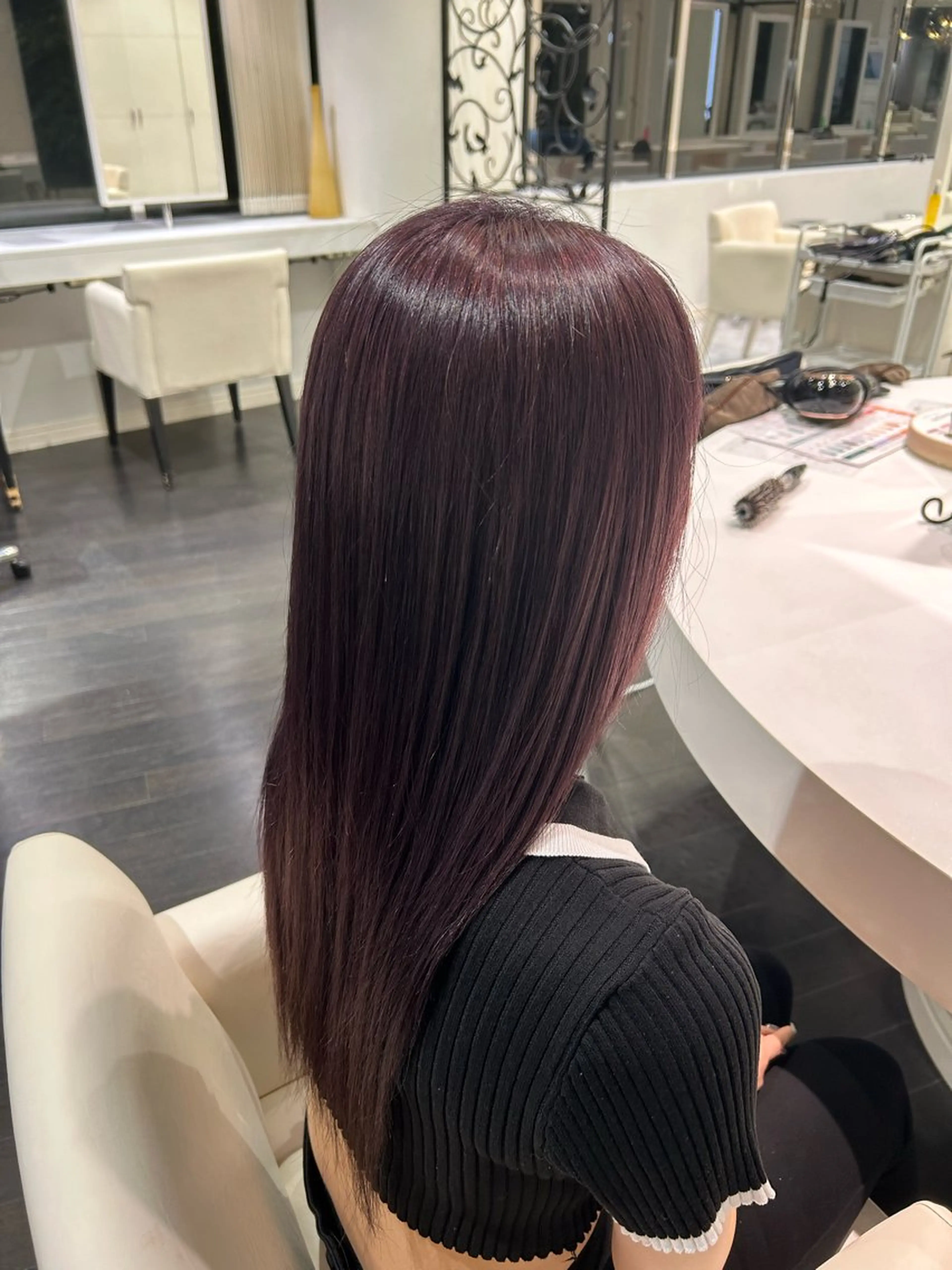 ロング 掛川 愛菜のヘアスタイル