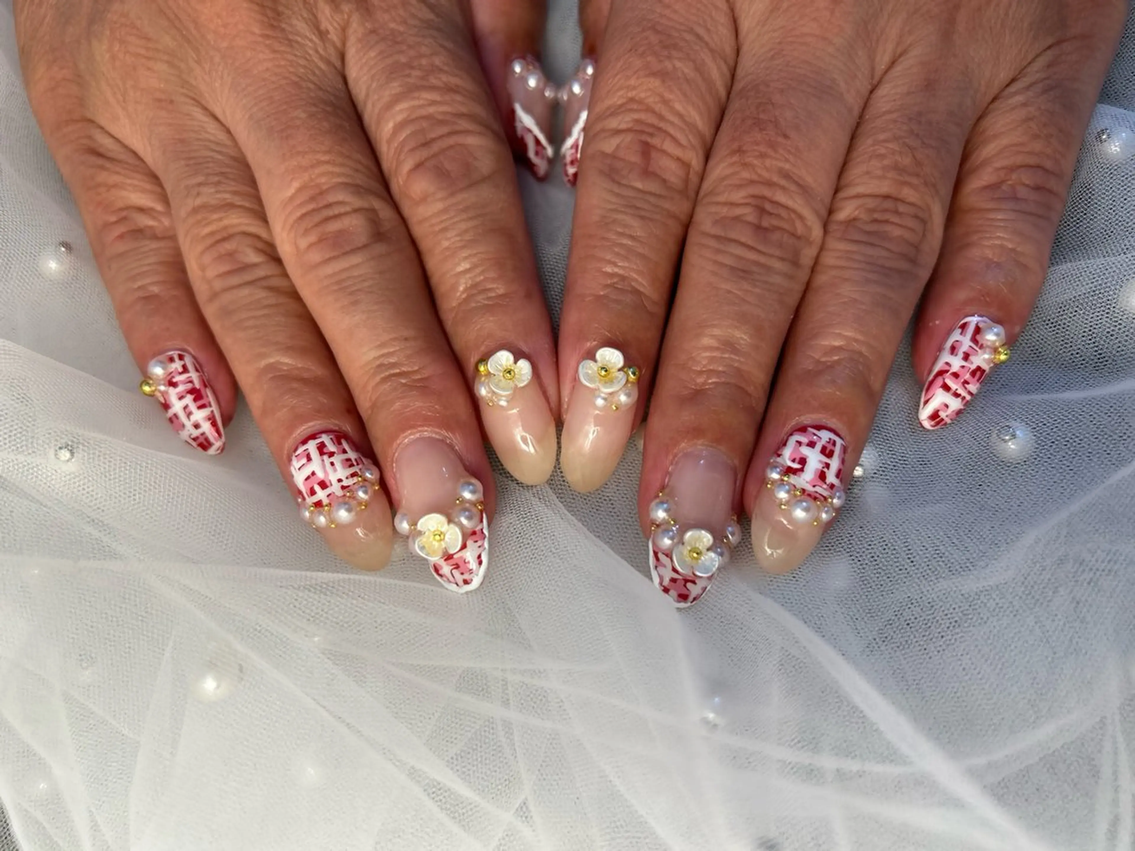 ネイル ハンドネイル フットネイル ✴︎ Delightのネイルデザイン