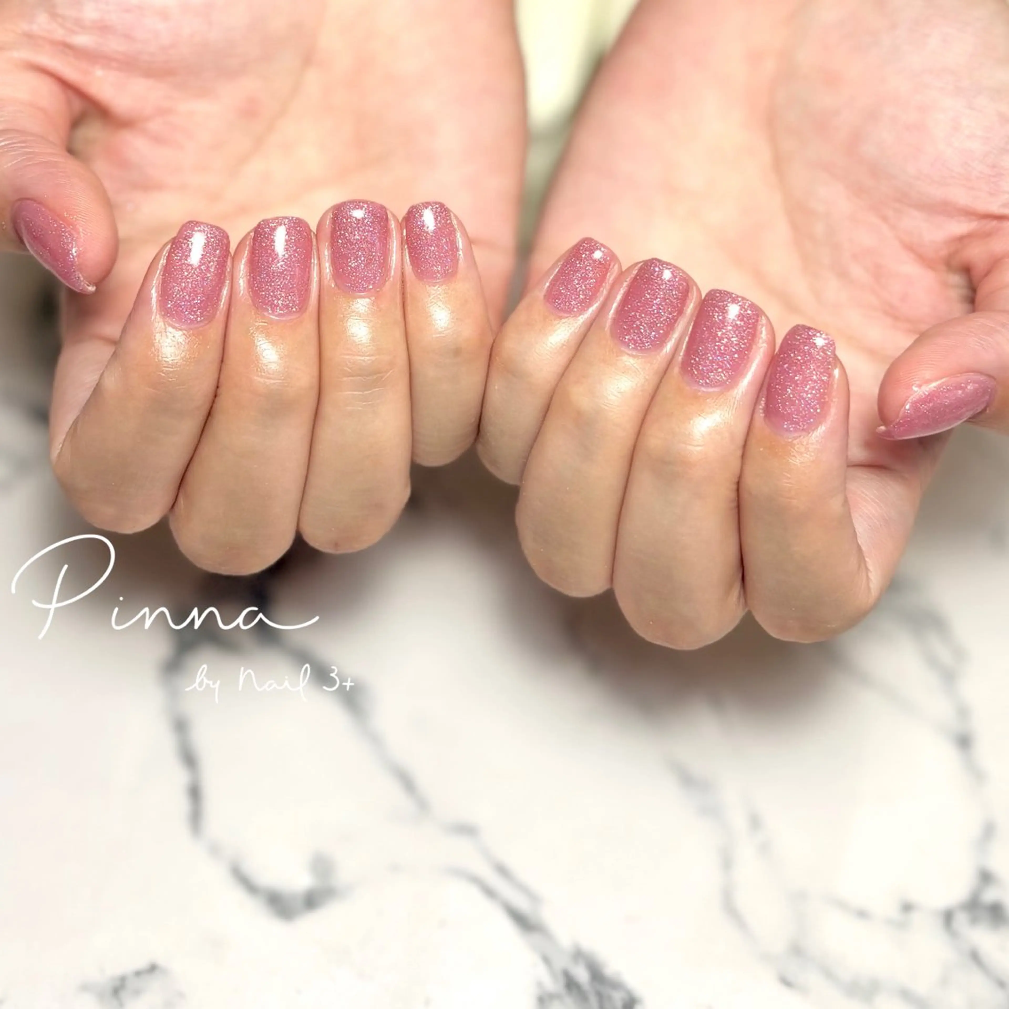 ネイル キラキラネイル ラメ(グリッター) ピンク Pinna by nail3+所属・Mayu 🌷🦋のネイルデザイン
