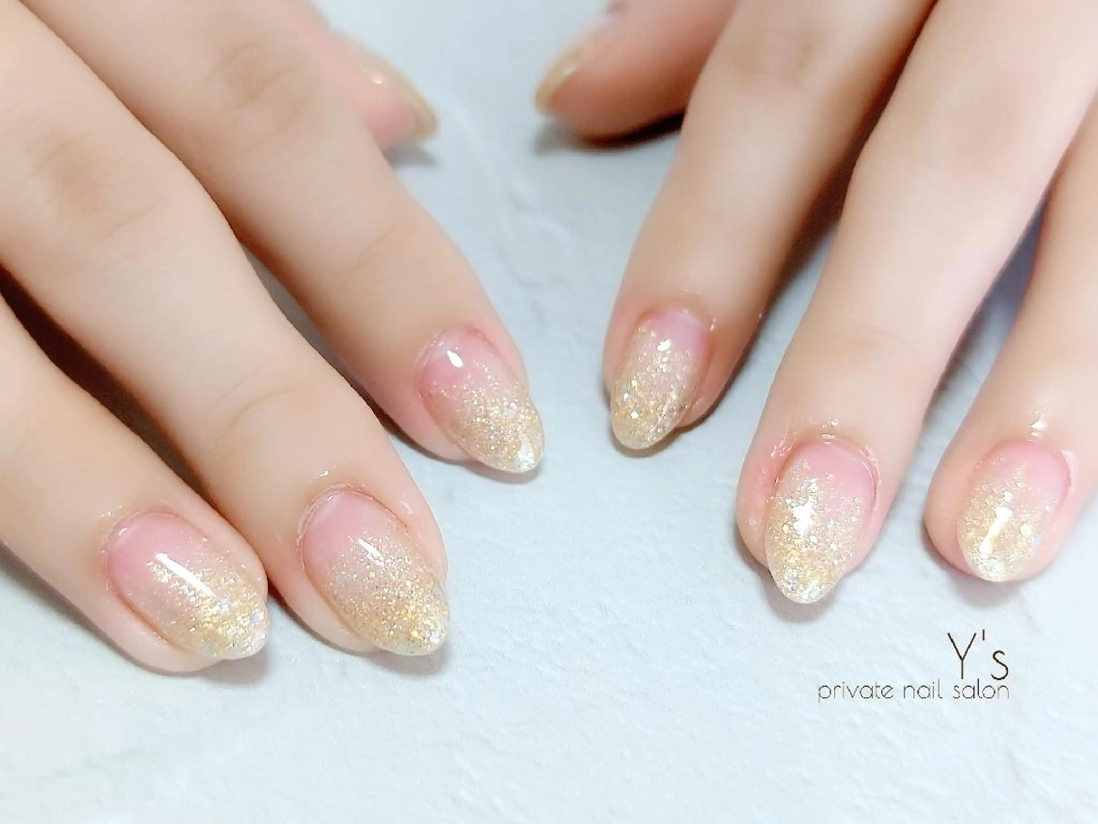 ネイル ハンドネイル YUMI NAGAI  のネイルデザイン