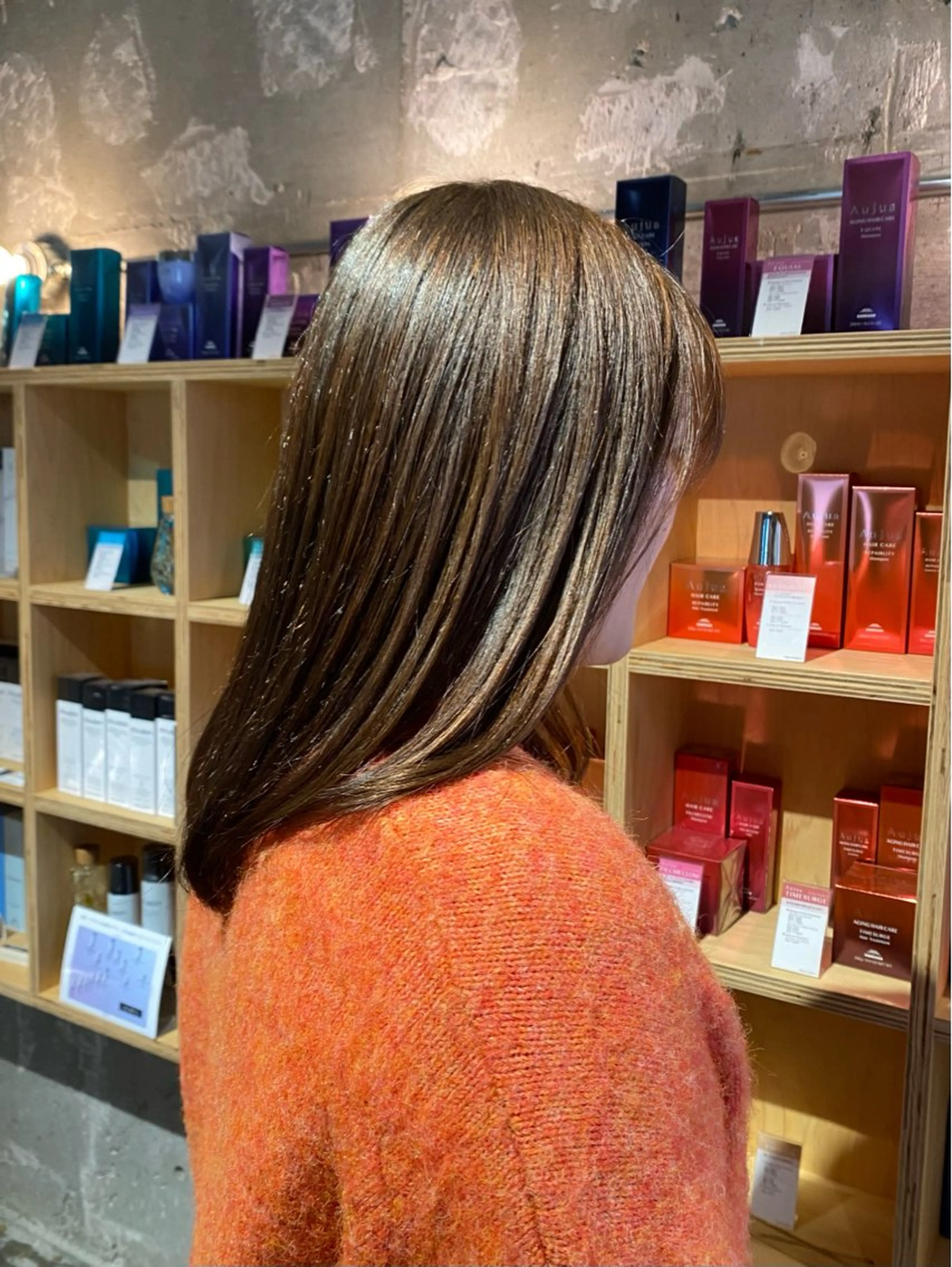 ミディアム カラー オリーブカラー トリートメント rise moeのヘアスタイル