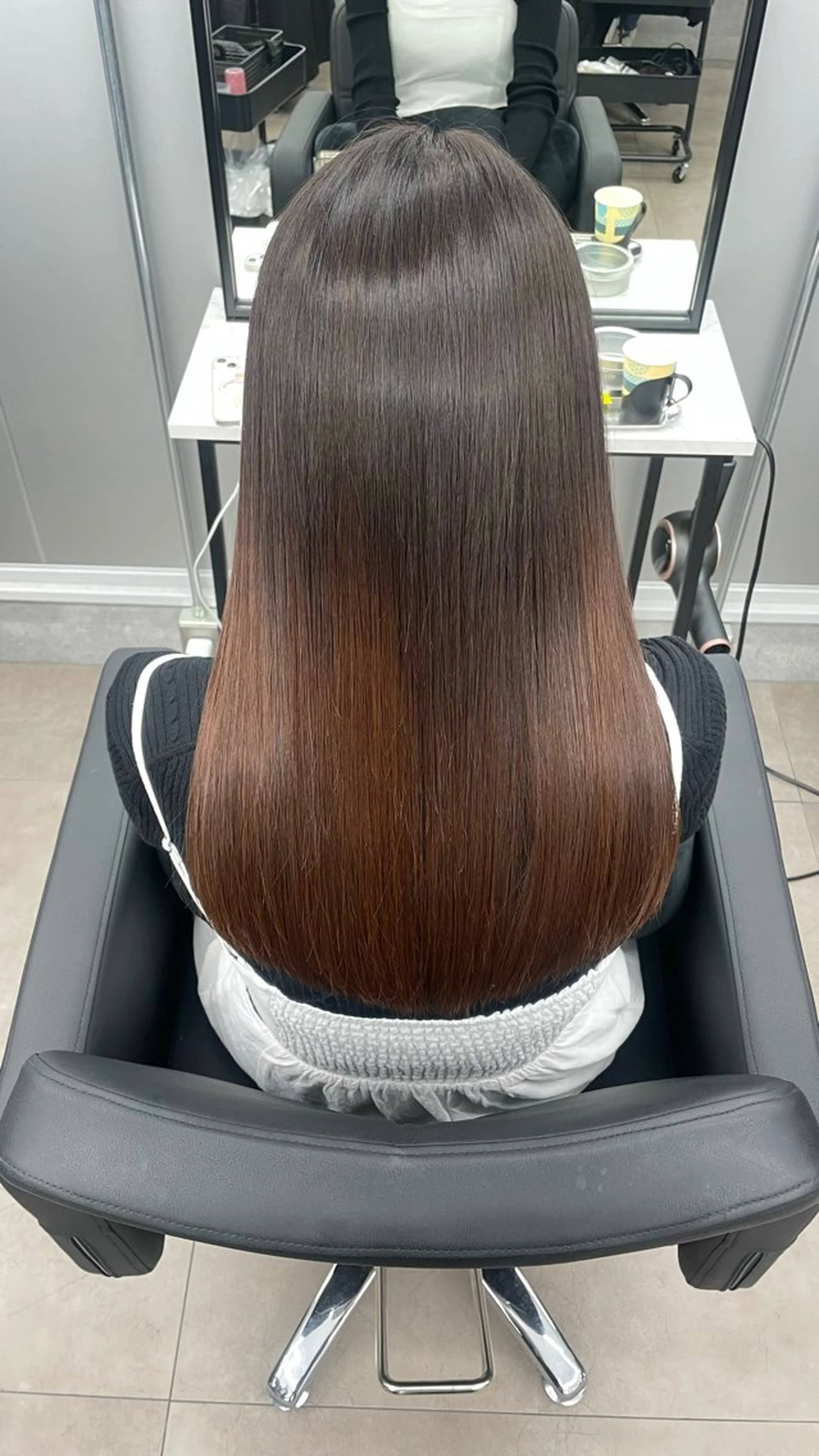 ロング カット 縮毛矯正 トリートメント CYNTHIADUE 店長｜ IRISUのヘアスタイル