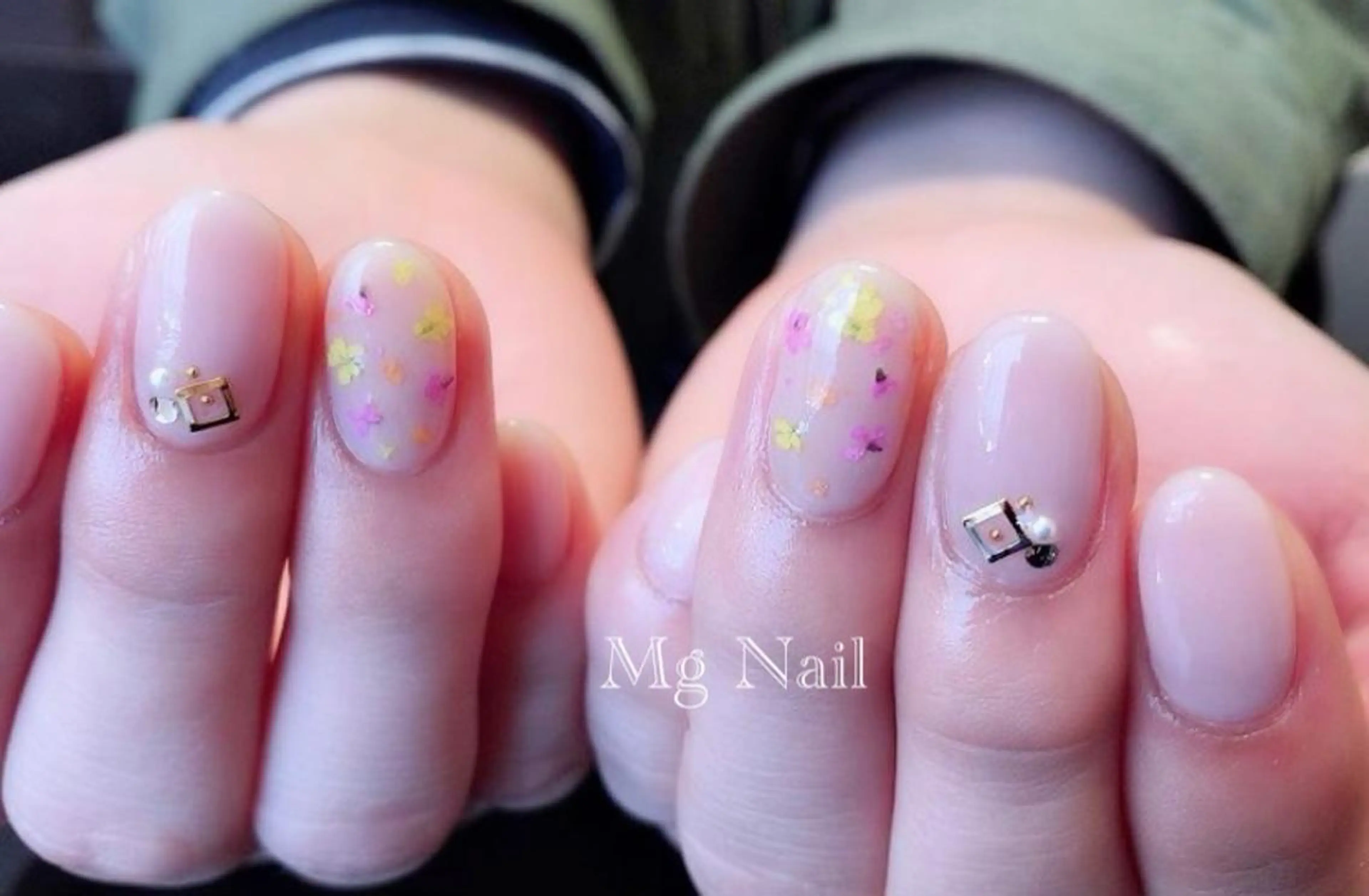 ネイル Mg Nail所属・Mg Nailのネイルデザイン