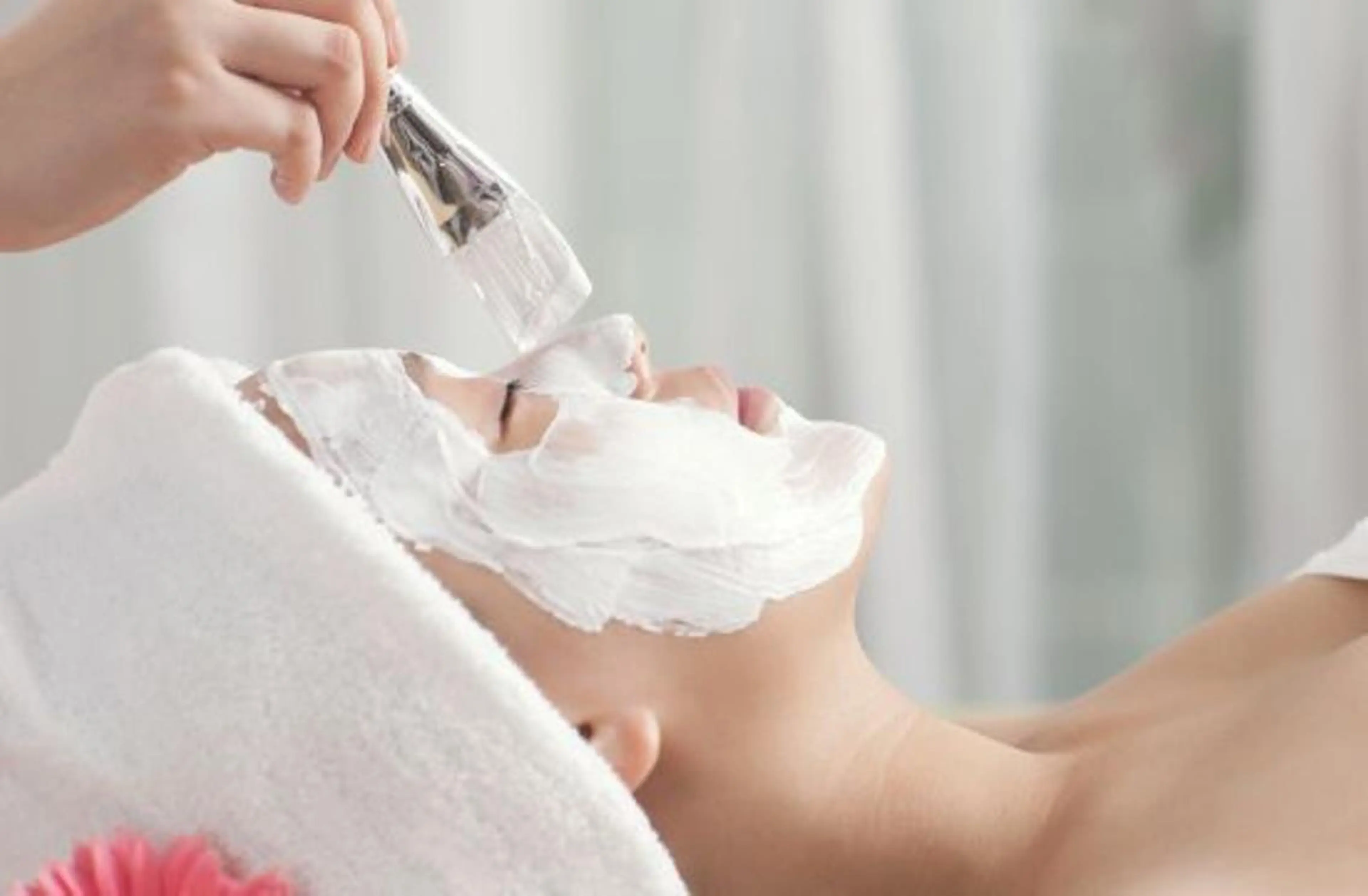 【たるみ・ほうれい線に】美容鍼×フェイシャルエステの写真