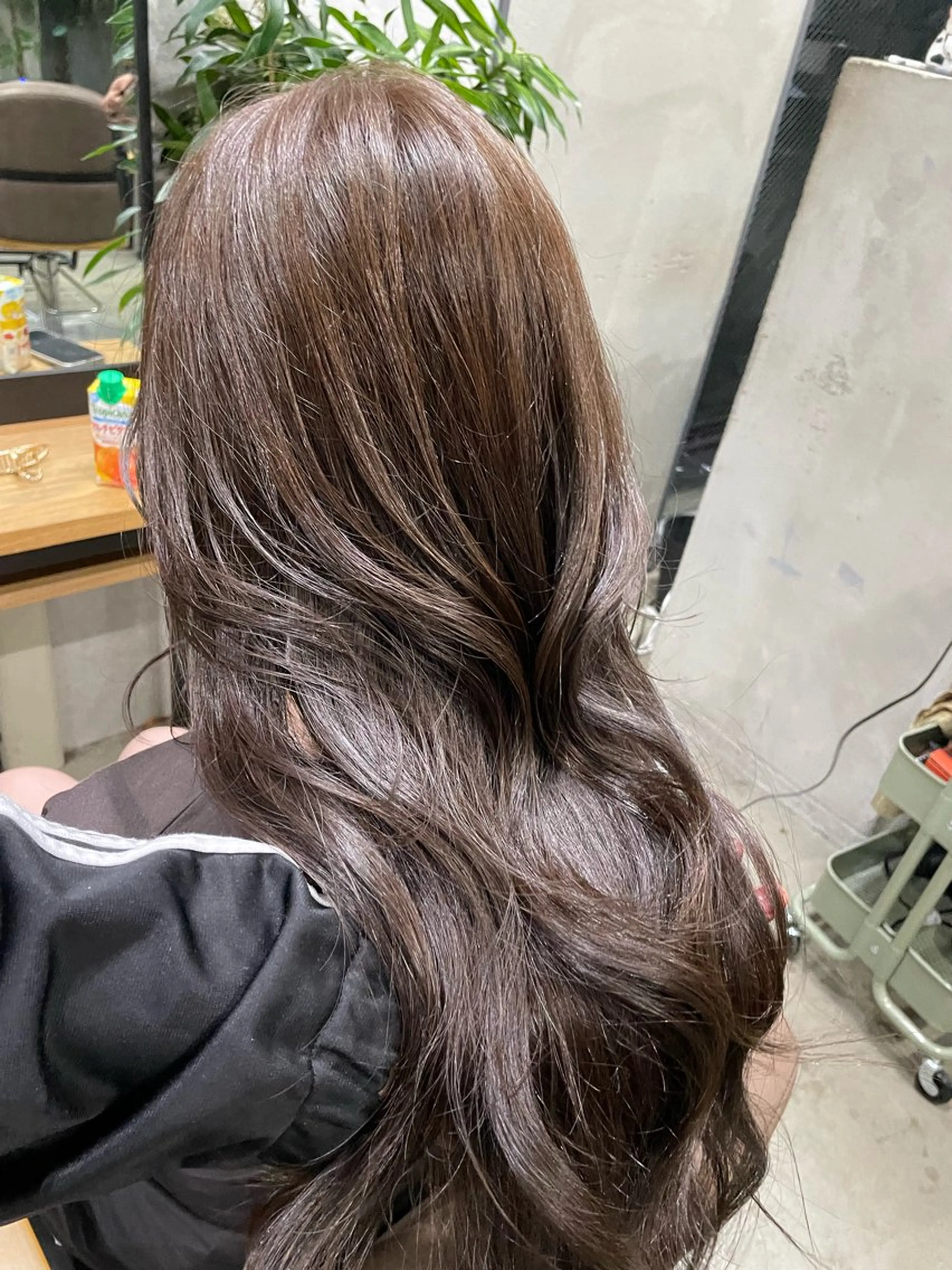 ロング カラー レイヤーカット AIRI layer cut hairのヘアスタイル