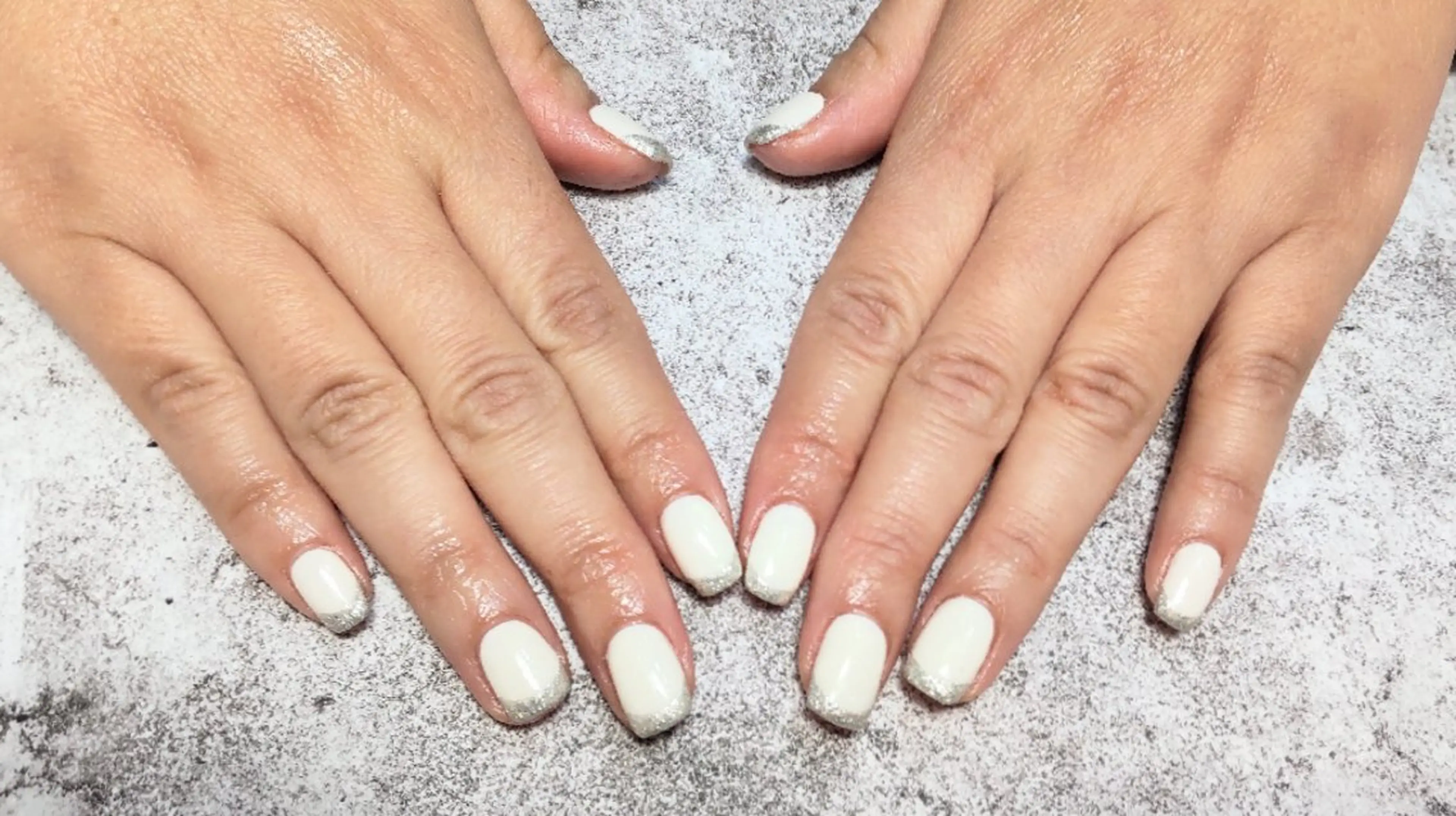 ネイル フレンチネイル キラキラネイル ラメ(グリッター) ハンドネイル MIURA＊ HIROKOのネイルデザイン