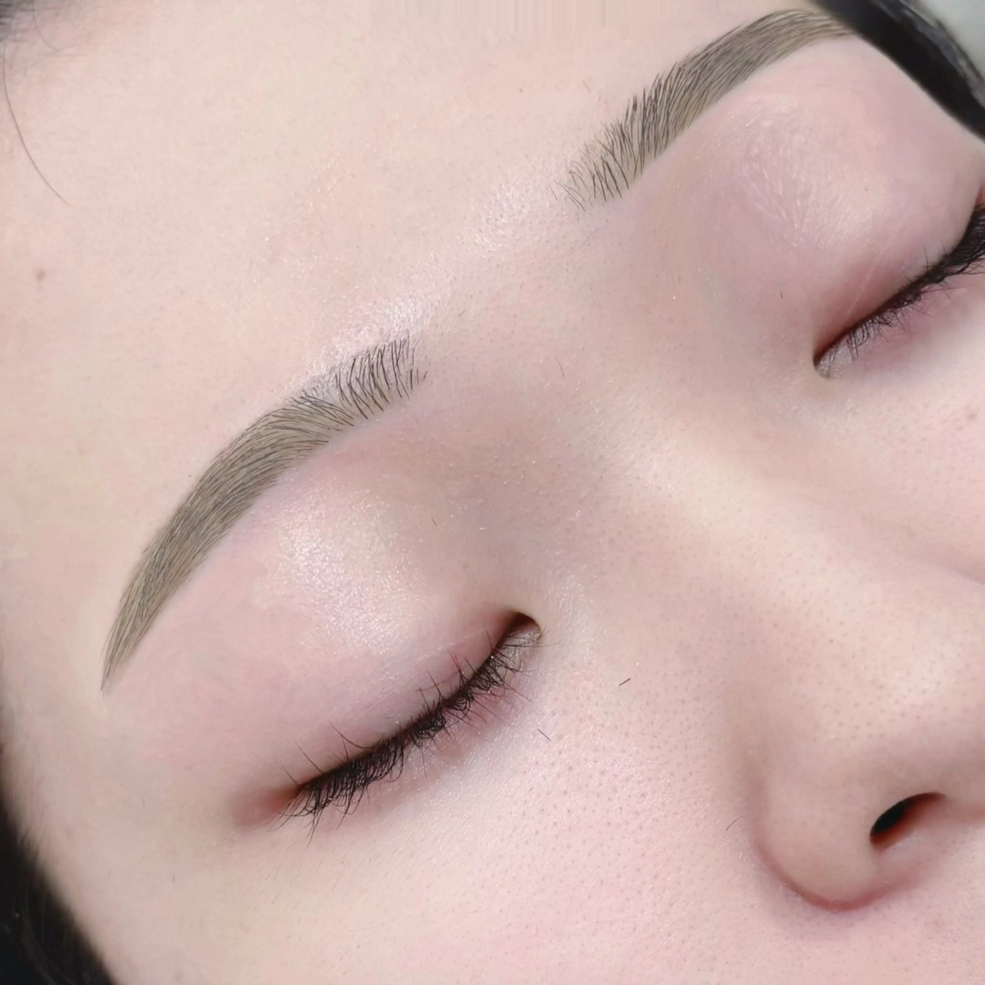 【ミニモ限定価格🪄︎︎✨】レディース限定🌸眉カットの写真