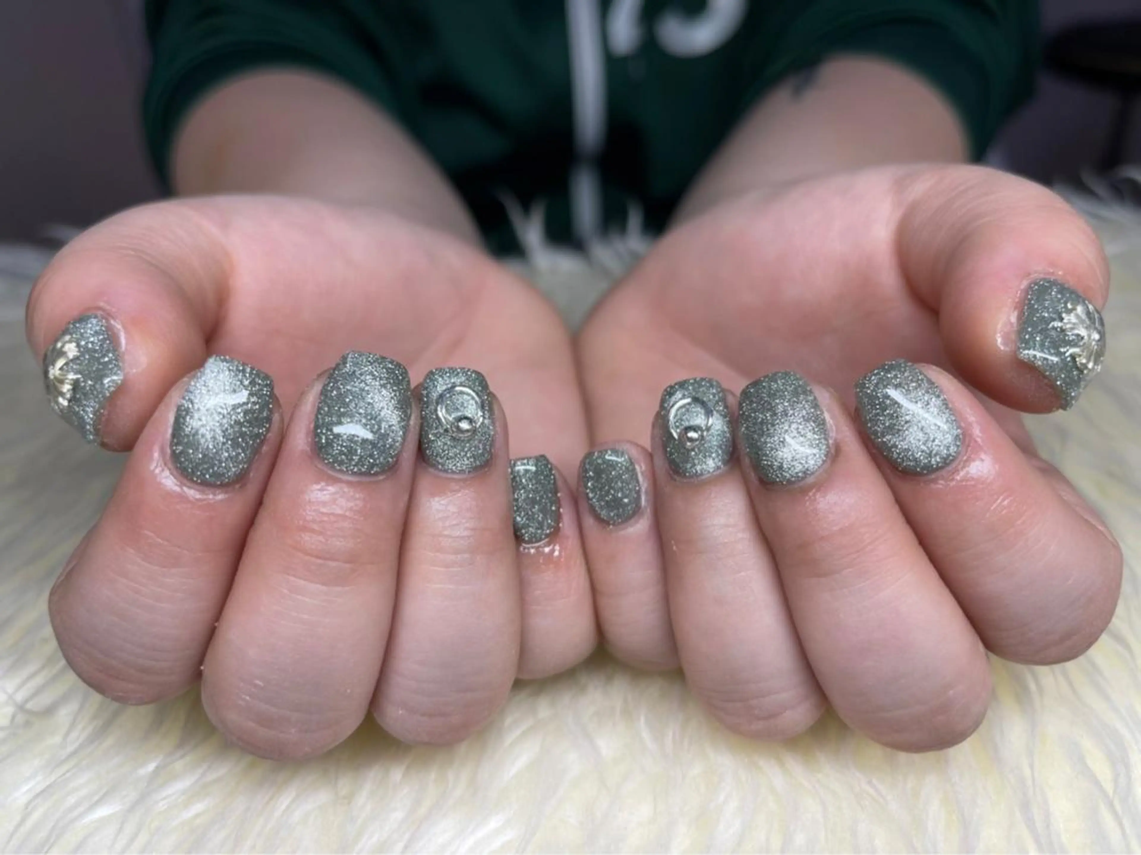 ネイル 長さ出し ジェルネイル 韓国ネイル マグネットネイル 持ち込み ハンドネイル Nail&eye Belire 新宿のネイルデザイン